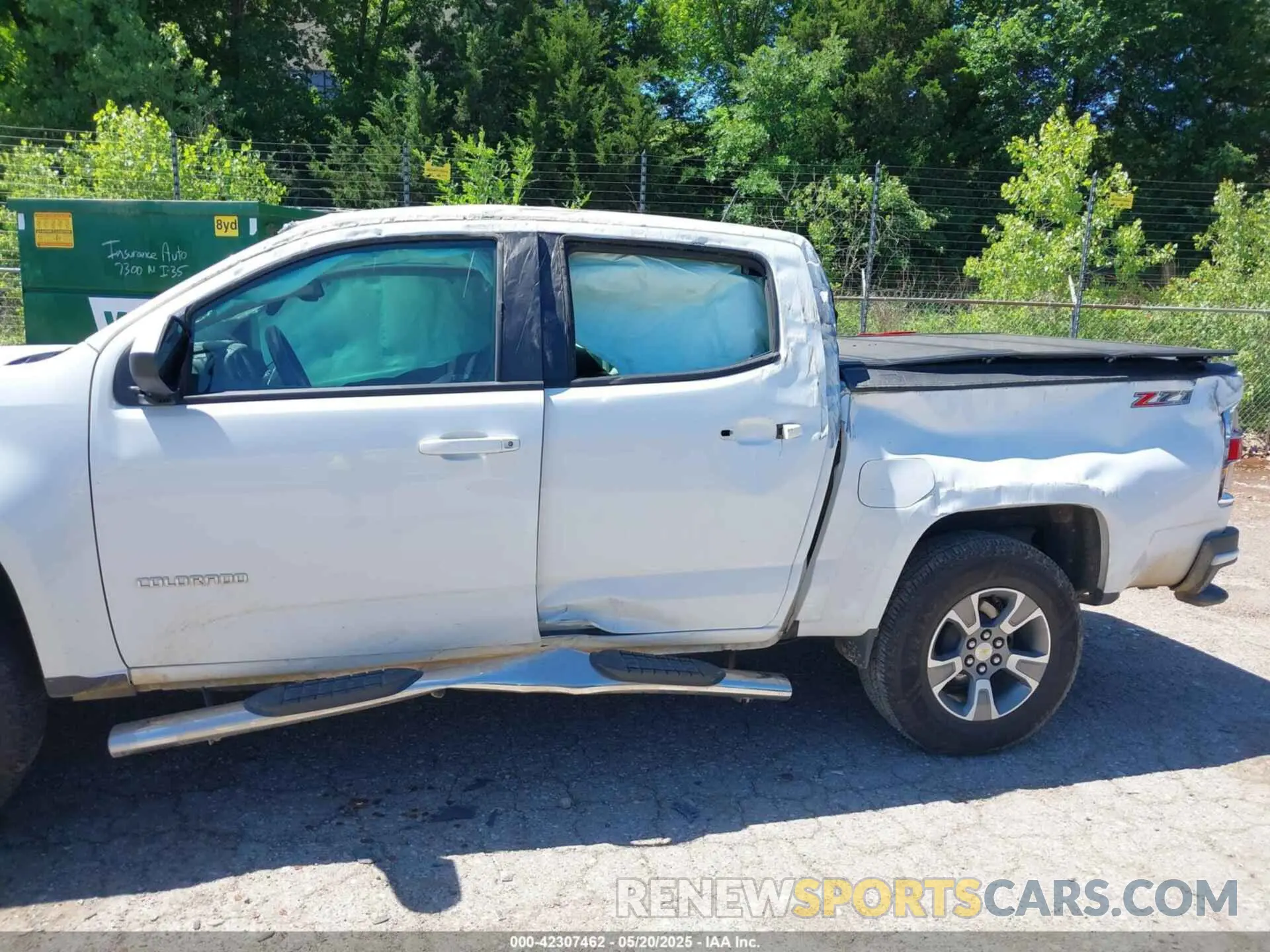 6 Photograph of a damaged car 1GCGTDEN7L1100080 CHEVROLET COLORADO 2020