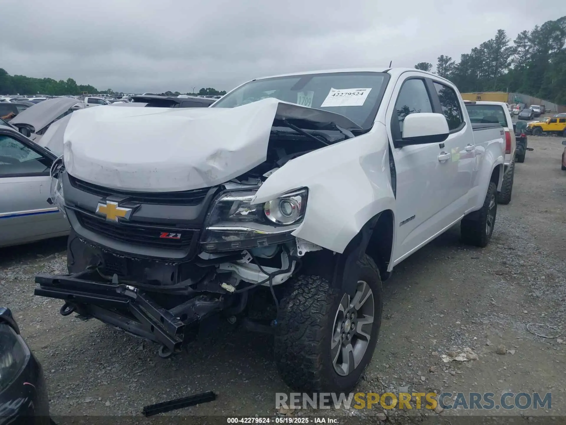 2 Photograph of a damaged car 1GCGTDEN8L1238033 CHEVROLET COLORADO 2020