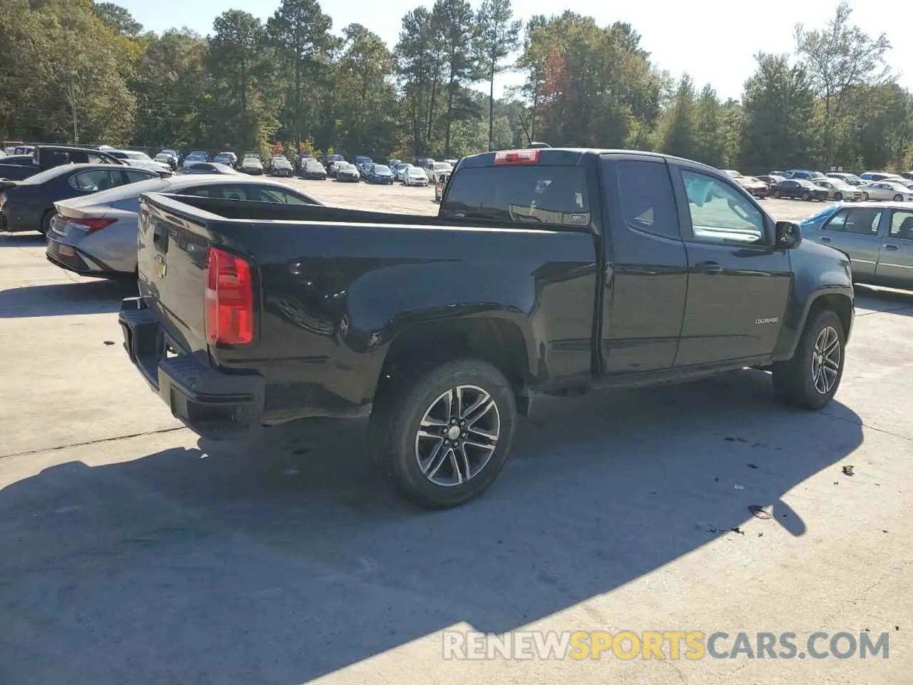 3 Фотография поврежденного автомобиля 1GCHSBEA0L1145547 CHEVROLET COLORADO 2020