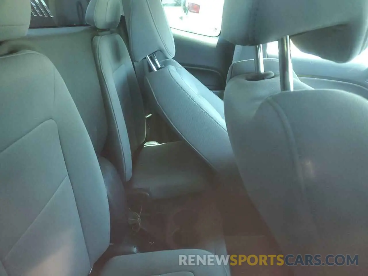10 Фотография поврежденного автомобиля 1GCHSBEA1L1241428 CHEVROLET COLORADO 2020