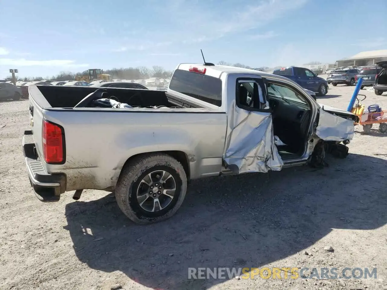 3 Photograph of a damaged car 1GCHSBEA3L1202386 CHEVROLET COLORADO 2020
