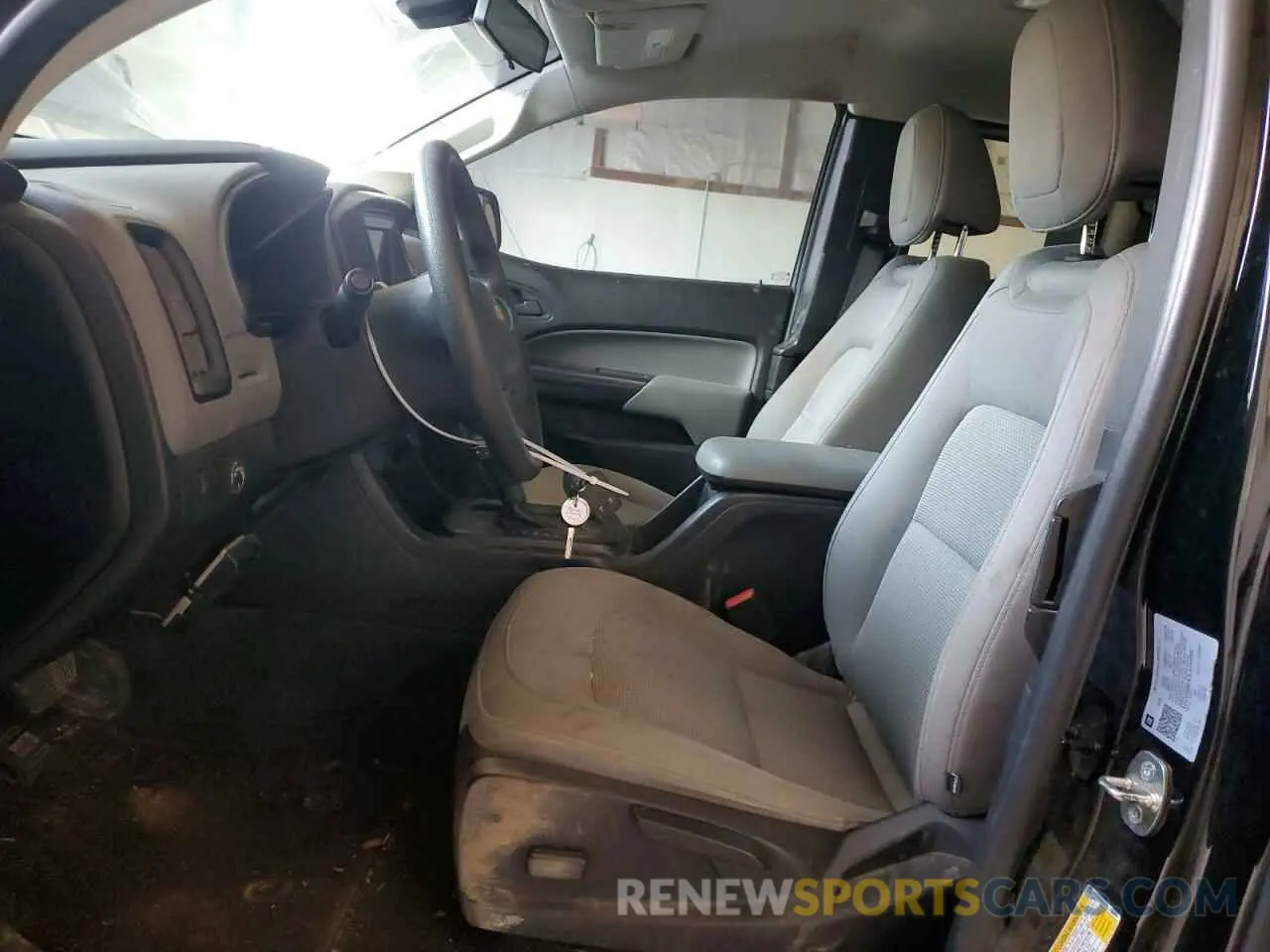 7 Photograph of a damaged car 1GCHSBEA3L1241009 CHEVROLET COLORADO 2020