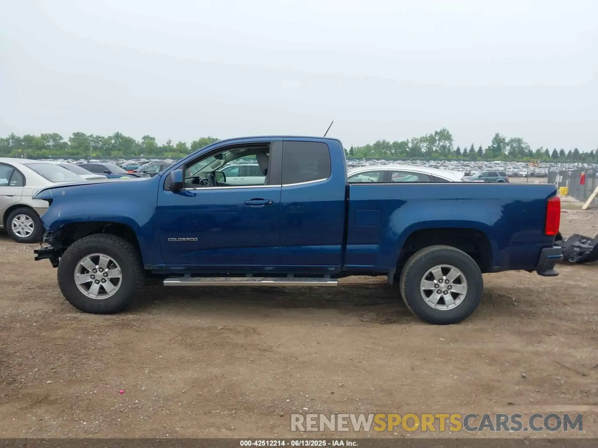 15 Photograph of a damaged car 1GCHSBEA7L1129426 CHEVROLET COLORADO 2020
