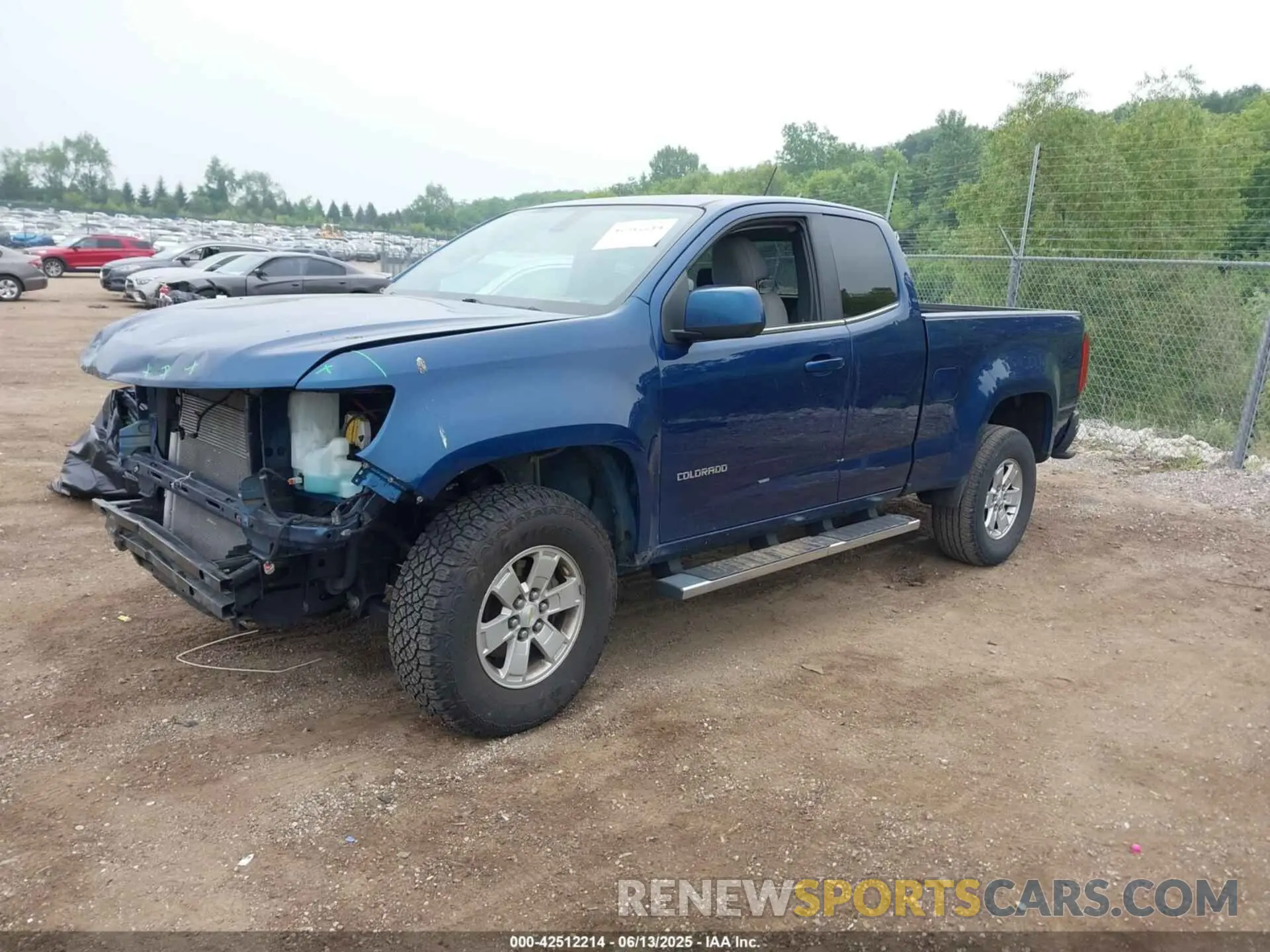 2 Photograph of a damaged car 1GCHSBEA7L1129426 CHEVROLET COLORADO 2020
