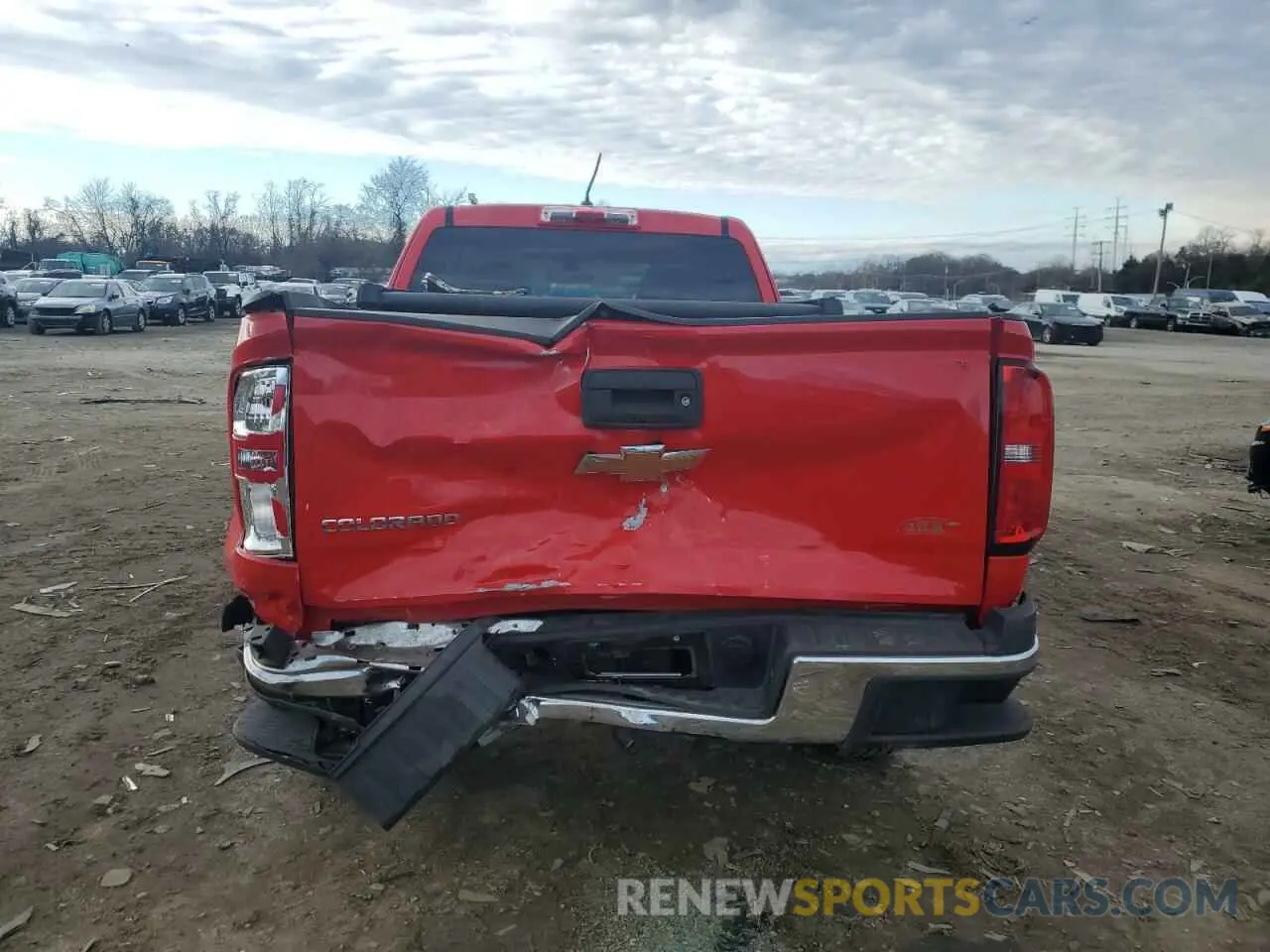 6 Photograph of a damaged car 1GCHSBEA9L1114412 CHEVROLET COLORADO 2020