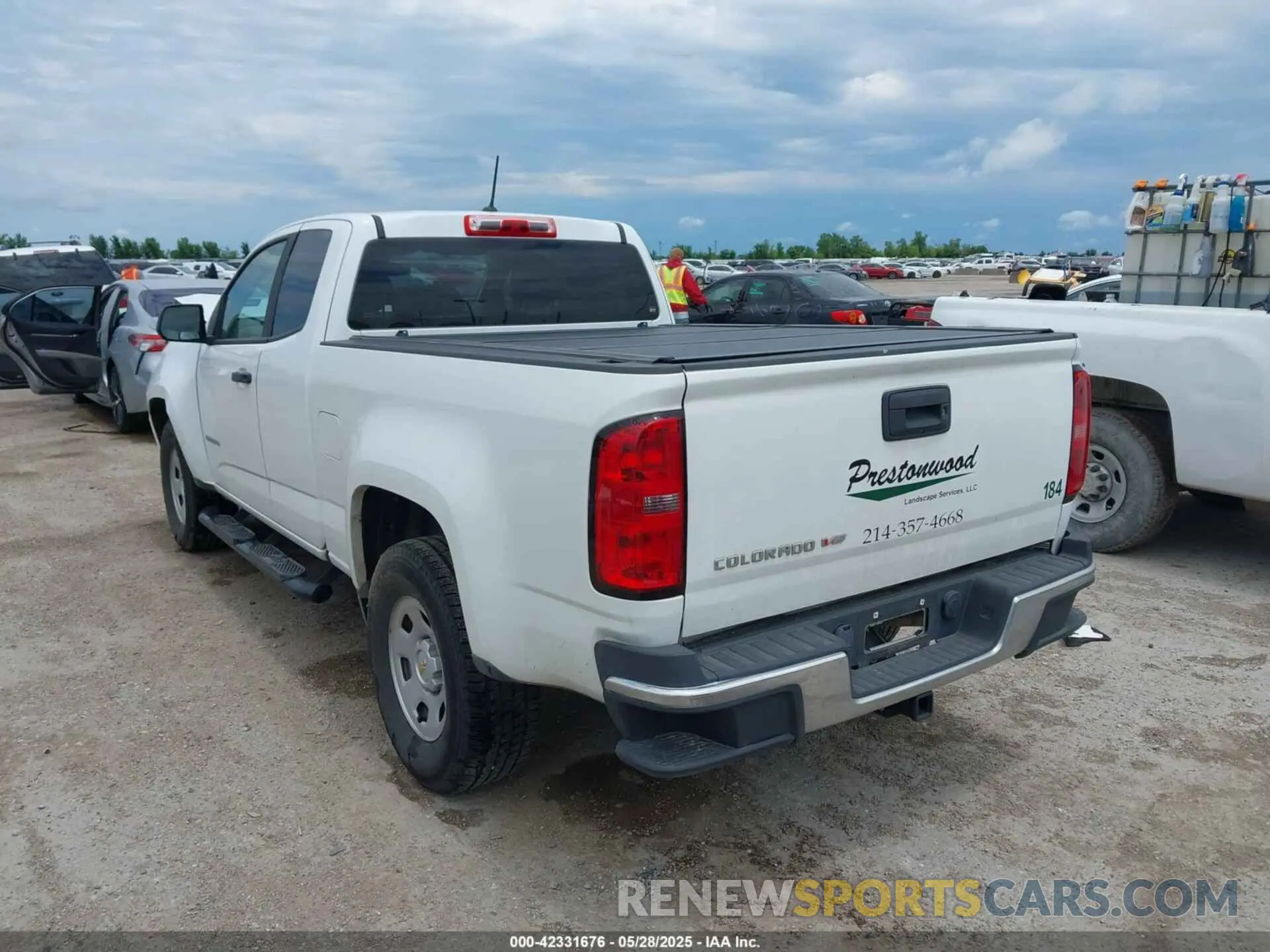 3 Фотография поврежденного автомобиля 1GCHSBEN1L1108302 CHEVROLET COLORADO 2020