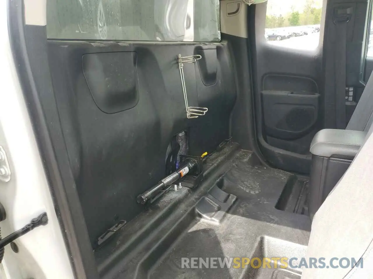 10 Фотография поврежденного автомобиля 1GCHSCEA4L1229974 CHEVROLET COLORADO 2020