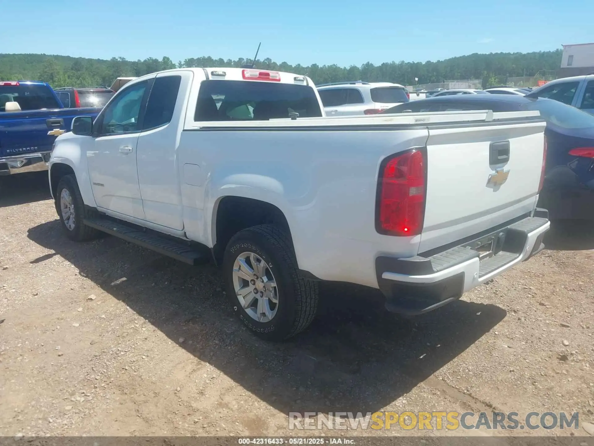 3 Фотография поврежденного автомобиля 1GCHSCEA6L1164528 CHEVROLET COLORADO 2020