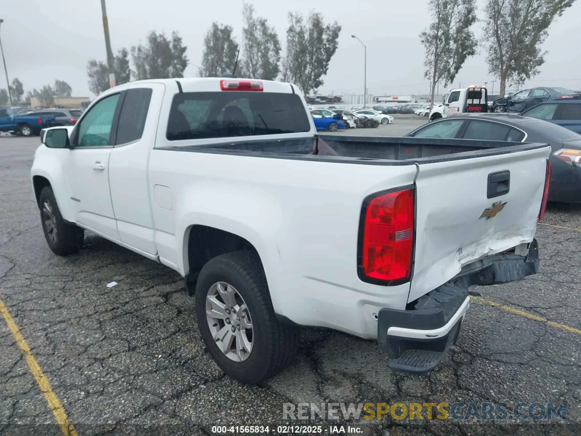3 Фотография поврежденного автомобиля 1GCHSCEA8L1184036 CHEVROLET COLORADO 2020