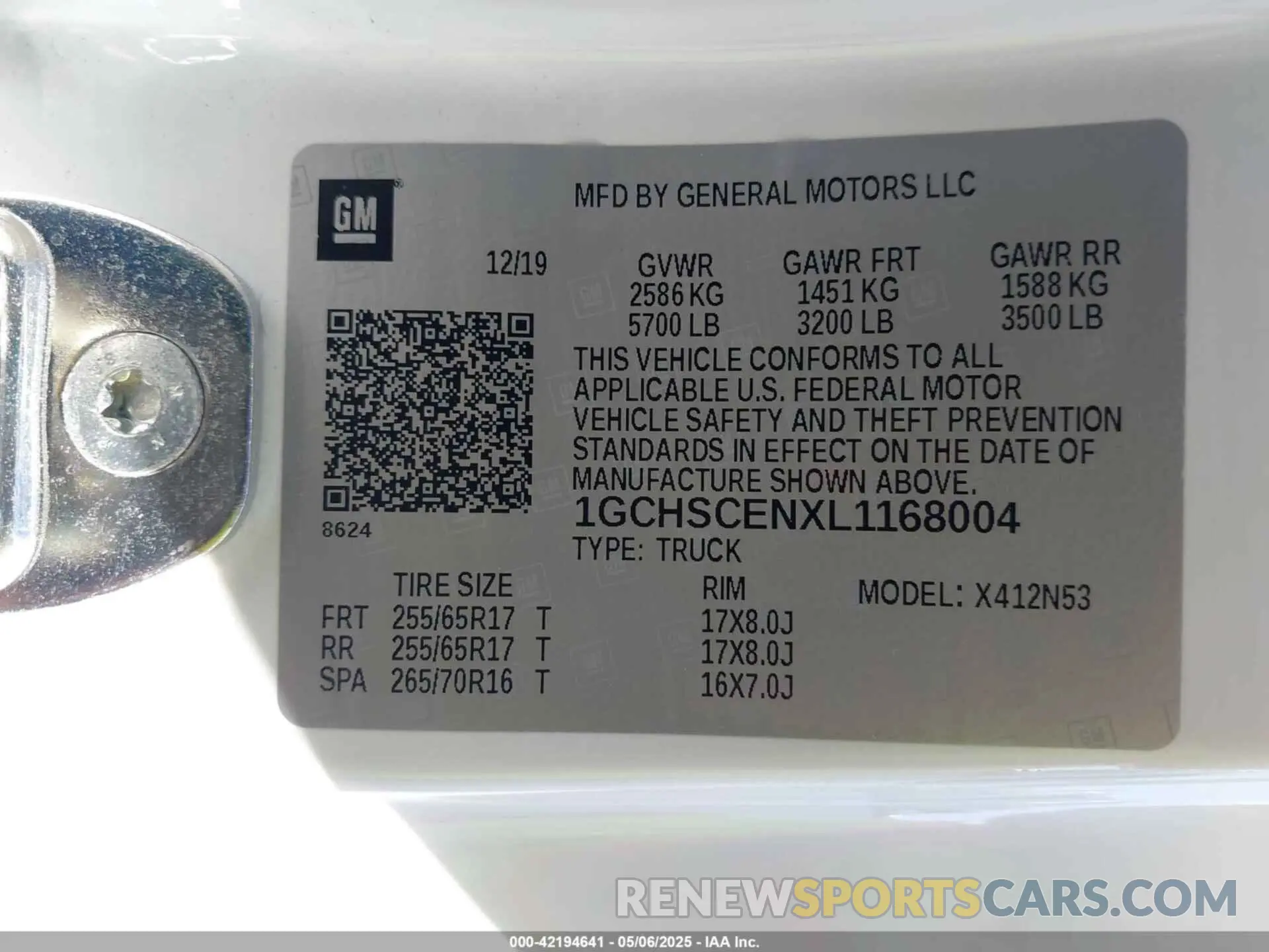 9 Photograph of a damaged car 1GCHSCENXL1168004 CHEVROLET COLORADO 2020