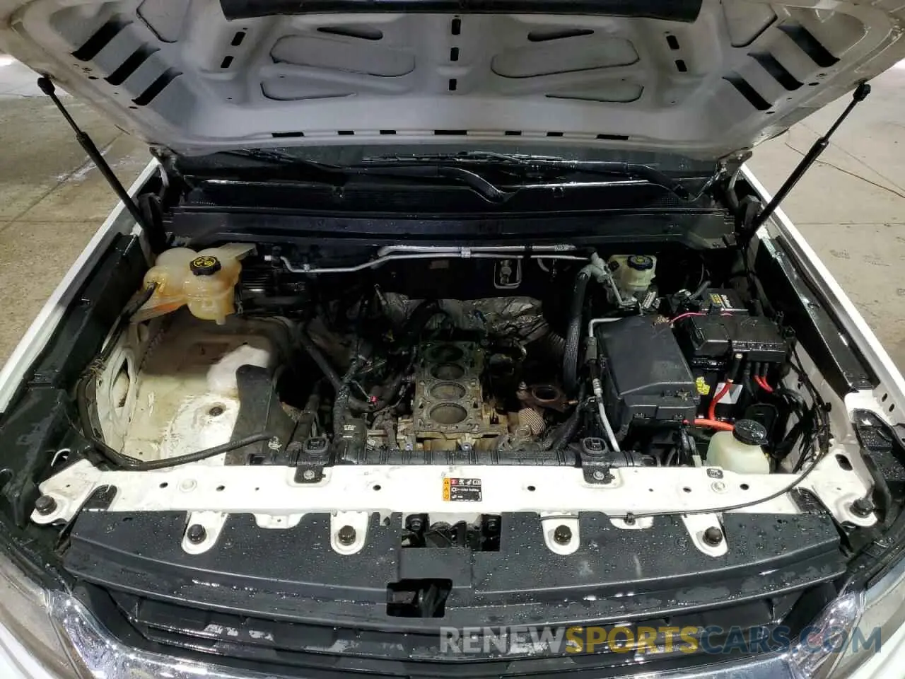 11 Photograph of a damaged car 1GCHTBEA3L1238995 CHEVROLET COLORADO 2020