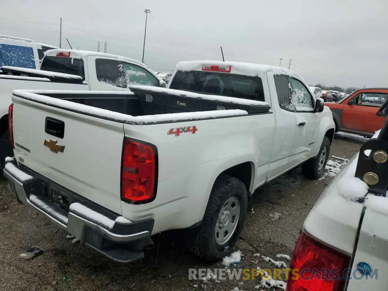 3 Photograph of a damaged car 1GCHTBEA3L1238995 CHEVROLET COLORADO 2020