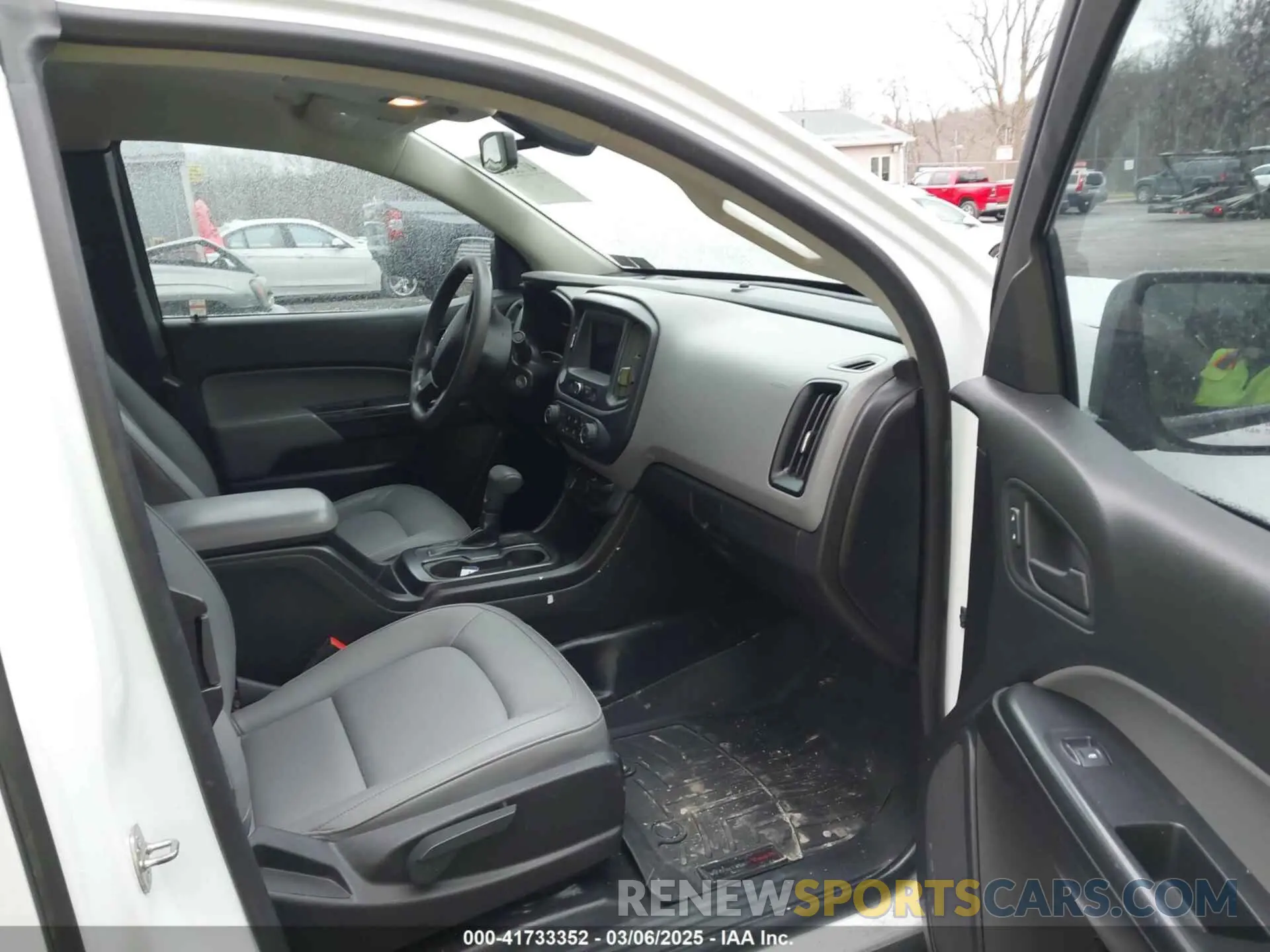 5 Фотография поврежденного автомобиля 1GCHTBEA7L1179482 CHEVROLET COLORADO 2020