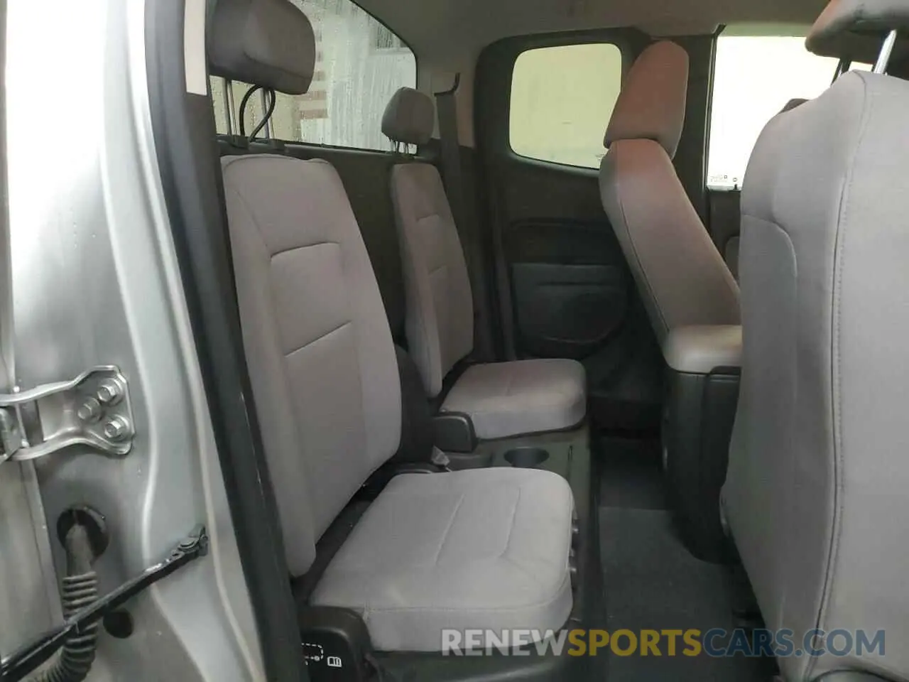 10 Фотография поврежденного автомобиля 1GCHTBEAXL1106865 CHEVROLET COLORADO 2020