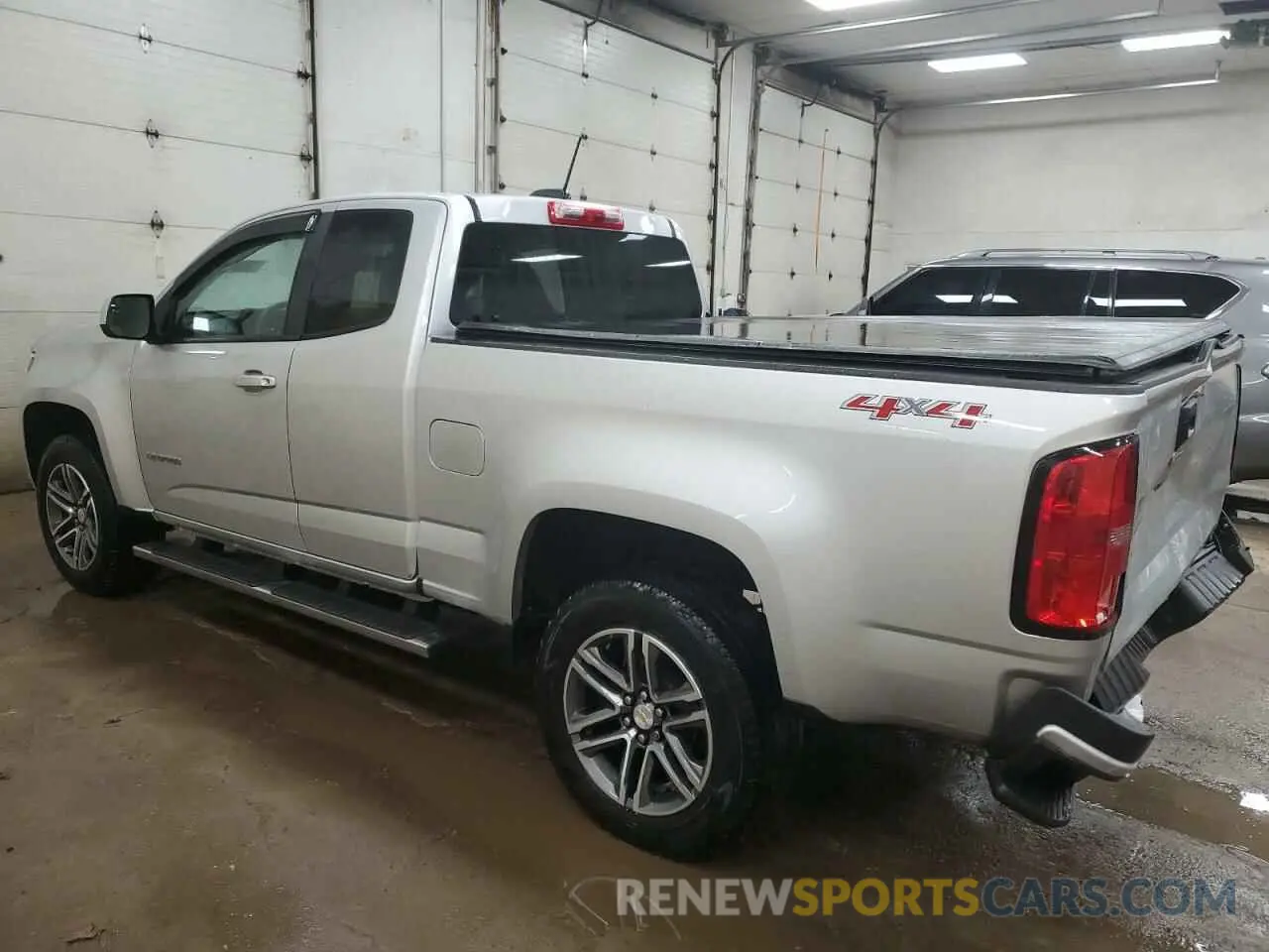 2 Фотография поврежденного автомобиля 1GCHTBEAXL1106865 CHEVROLET COLORADO 2020