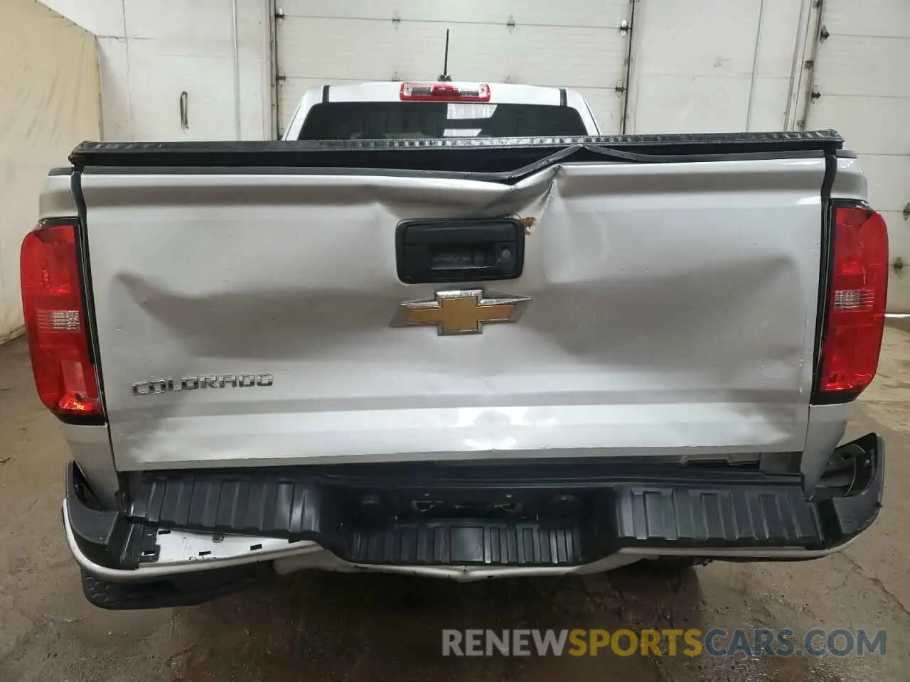 6 Фотография поврежденного автомобиля 1GCHTBEAXL1106865 CHEVROLET COLORADO 2020