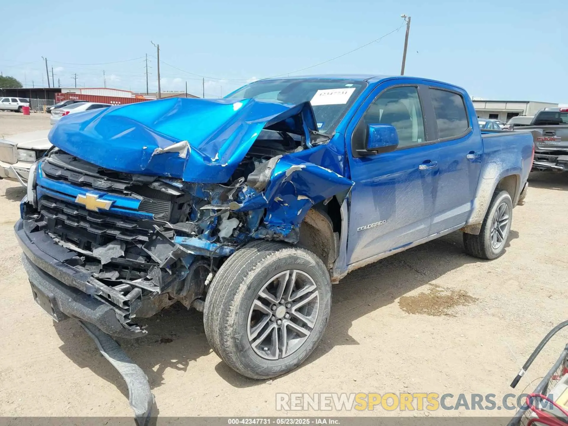 2 Photograph of a damaged car 1GCGSBEA4M1193596 CHEVROLET COLORADO 2021