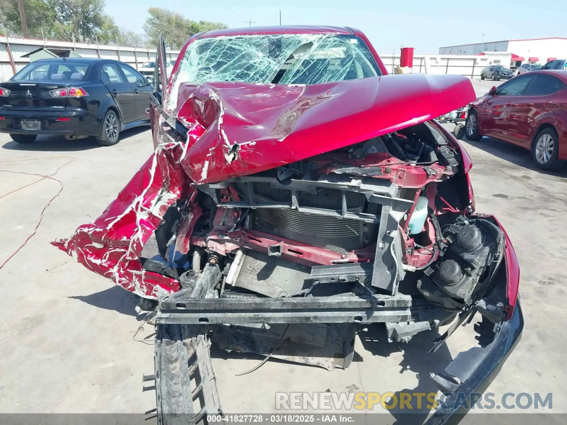 12 Photograph of a damaged car 1GCGSBEN1M1101105 CHEVROLET COLORADO 2021