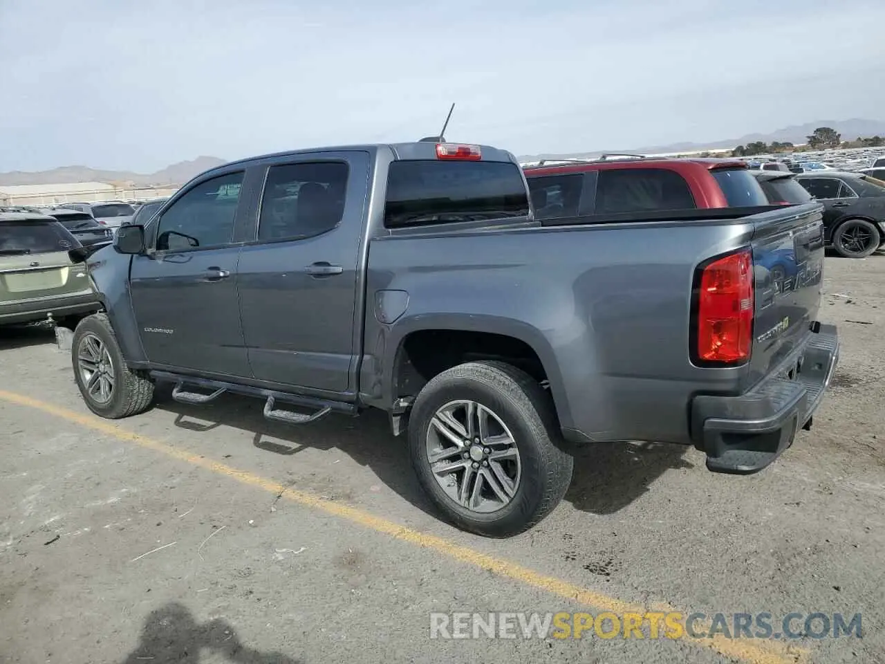2 Фотография поврежденного автомобиля 1GCGSBEN5M1130655 CHEVROLET COLORADO 2021