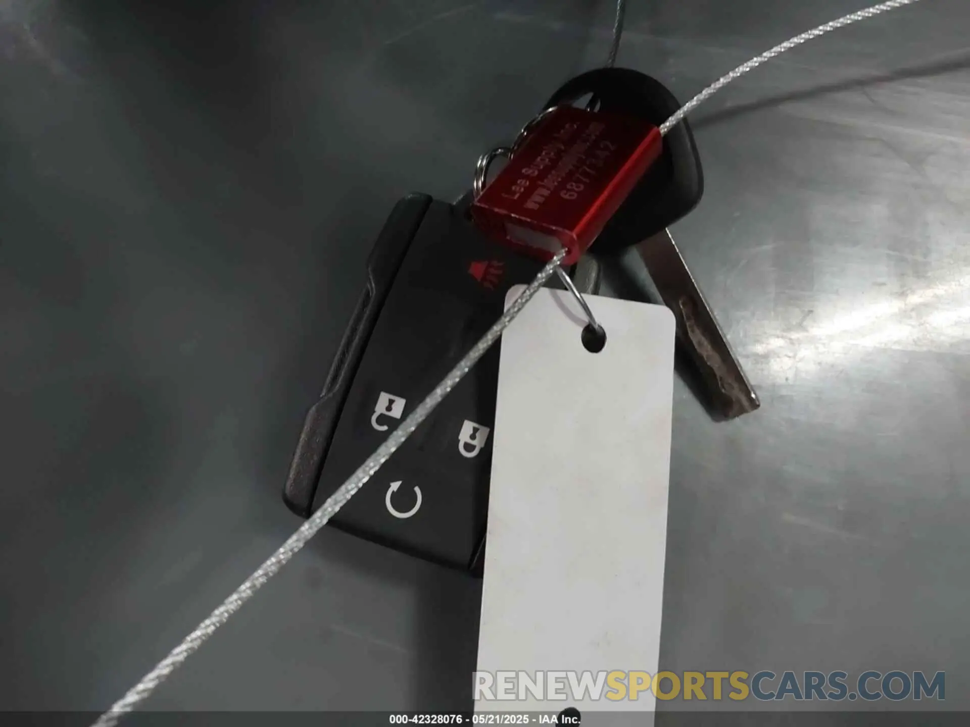 11 Photograph of a damaged car 1GCGSCEN2M1195243 CHEVROLET COLORADO 2021