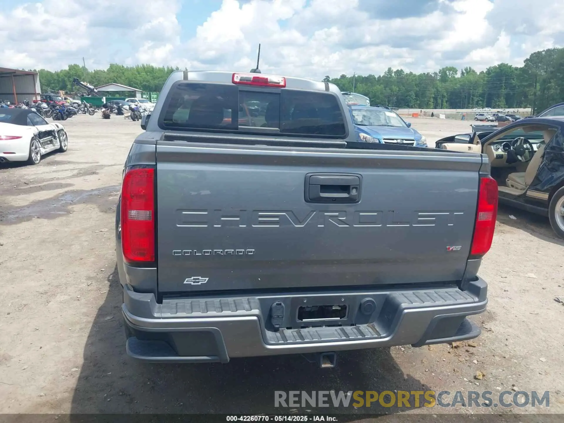 16 Photograph of a damaged car 1GCGSCEN3M1284612 CHEVROLET COLORADO 2021