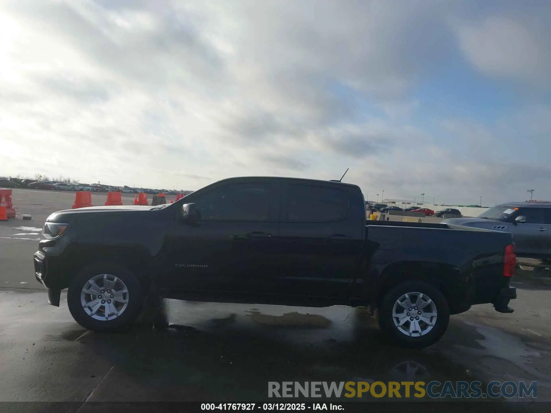 14 Фотография поврежденного автомобиля 1GCGSCEN4M1239033 CHEVROLET COLORADO 2021