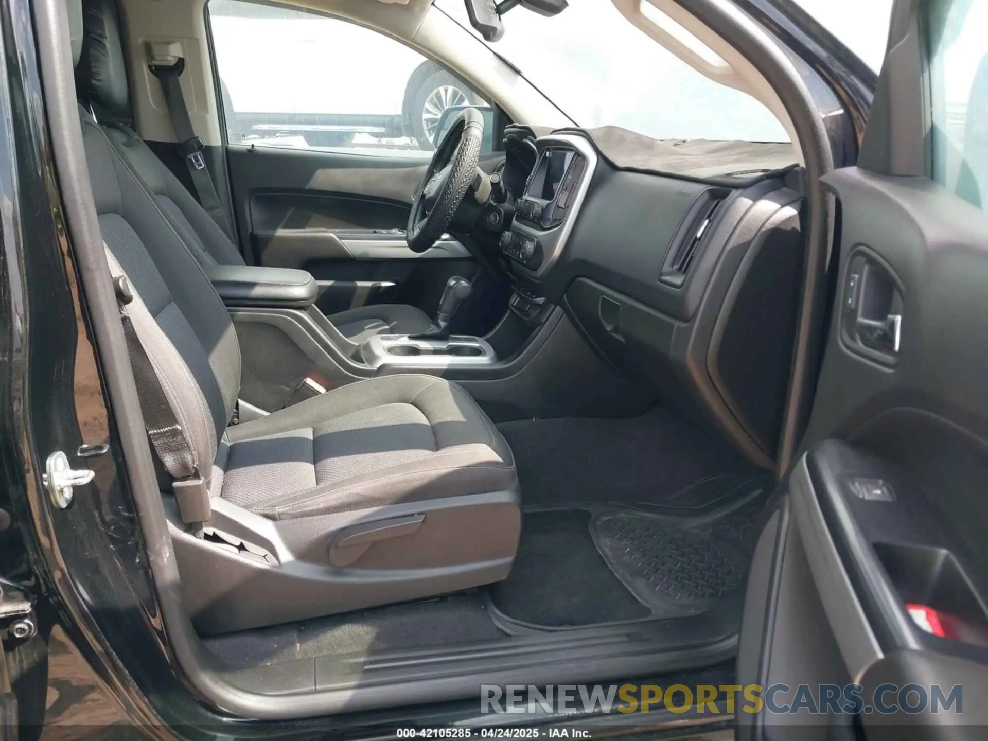 5 Photograph of a damaged car 1GCGSCEN5M1103946 CHEVROLET COLORADO 2021