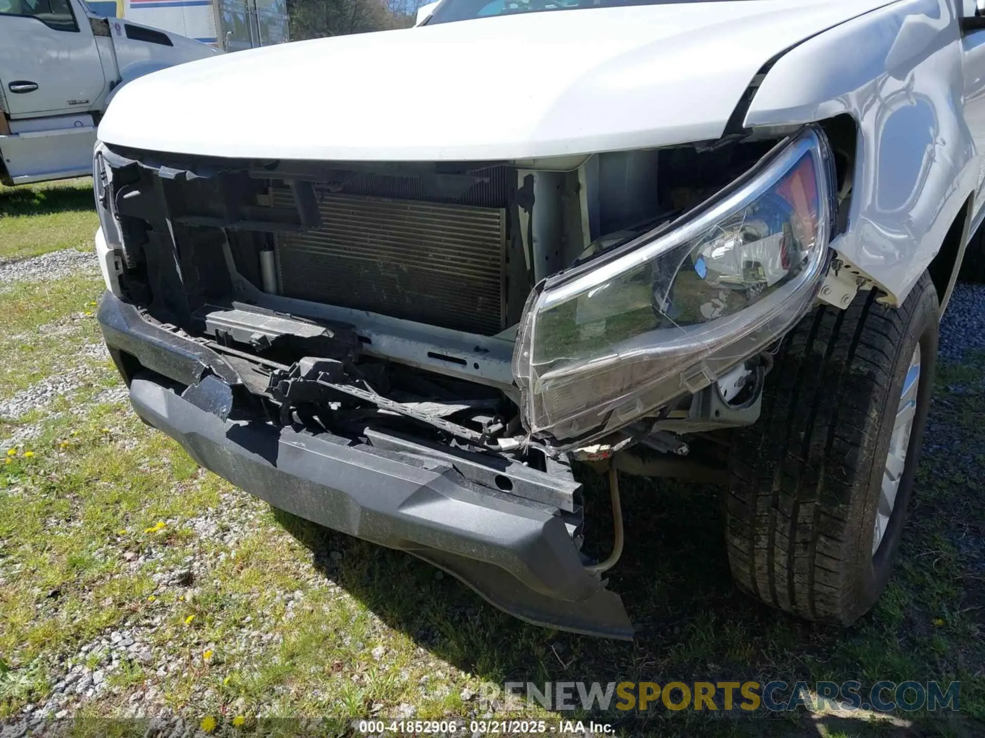6 Photograph of a damaged car 1GCGSCEN6M1163816 CHEVROLET COLORADO 2021