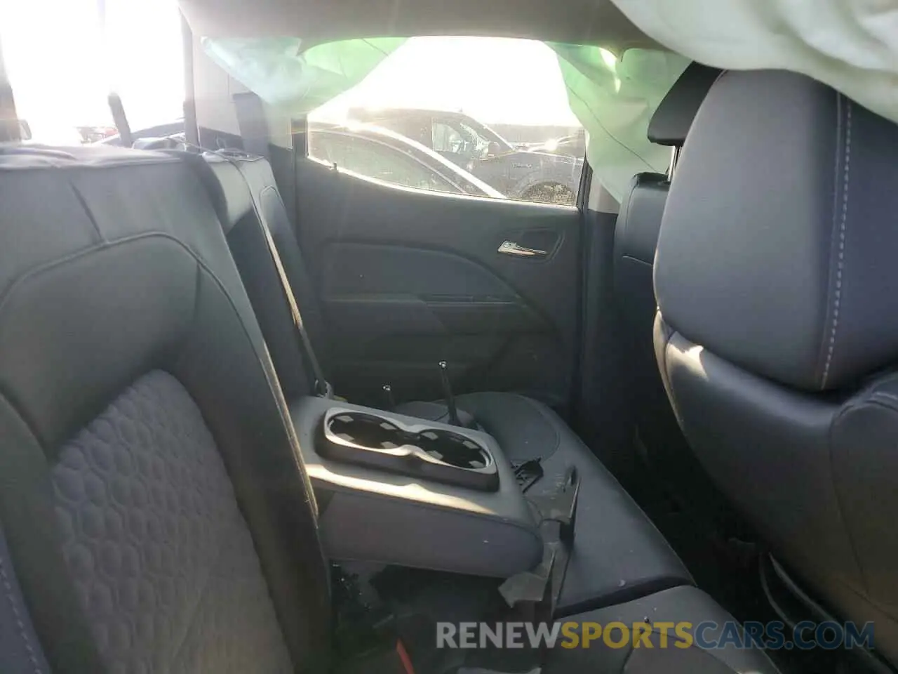 10 Фотография поврежденного автомобиля 1GCGSDEN8M1298995 CHEVROLET COLORADO 2021