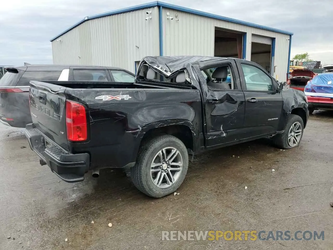 3 Photograph of a damaged car 1GCGTBEN0M1102002 CHEVROLET COLORADO 2021