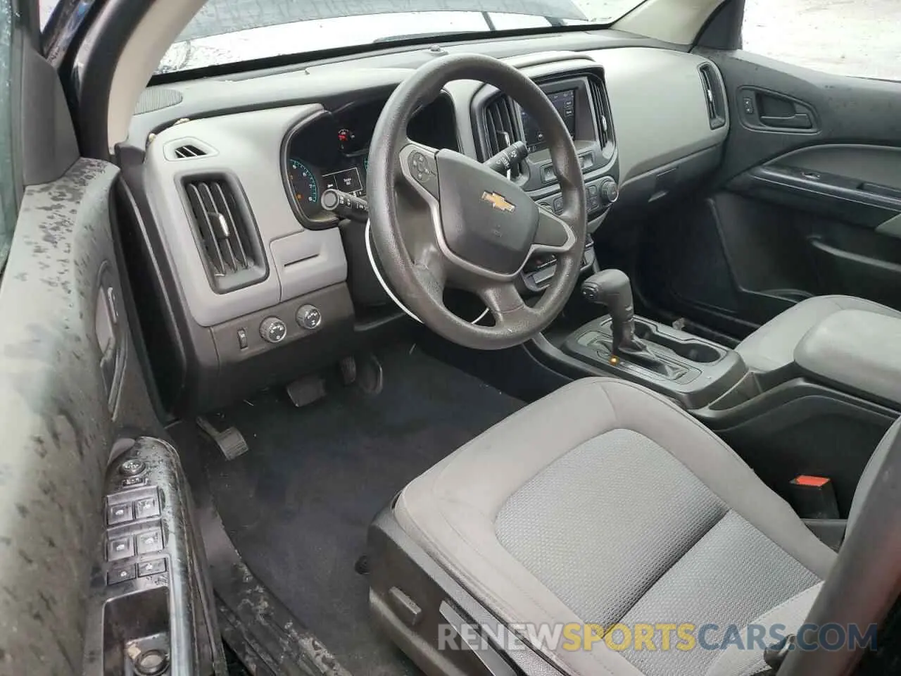 8 Photograph of a damaged car 1GCGTBEN0M1102002 CHEVROLET COLORADO 2021