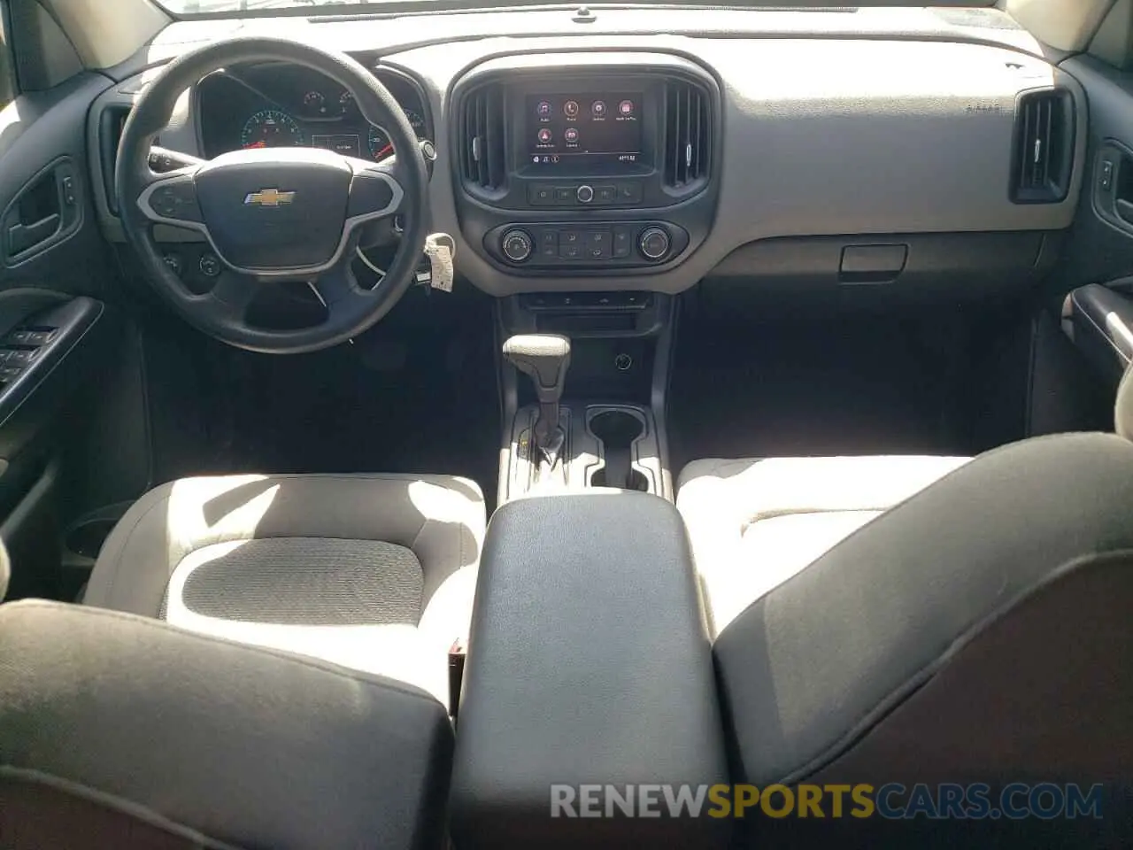 8 Photograph of a damaged car 1GCGTBEN4M1118526 CHEVROLET COLORADO 2021