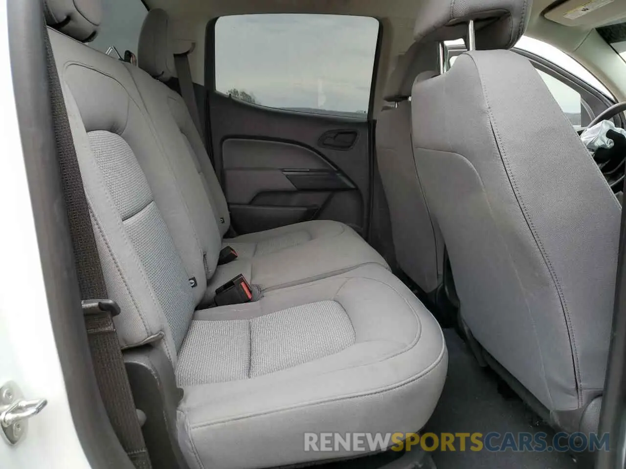 10 Photograph of a damaged car 1GCGTBEN5M1234902 CHEVROLET COLORADO 2021