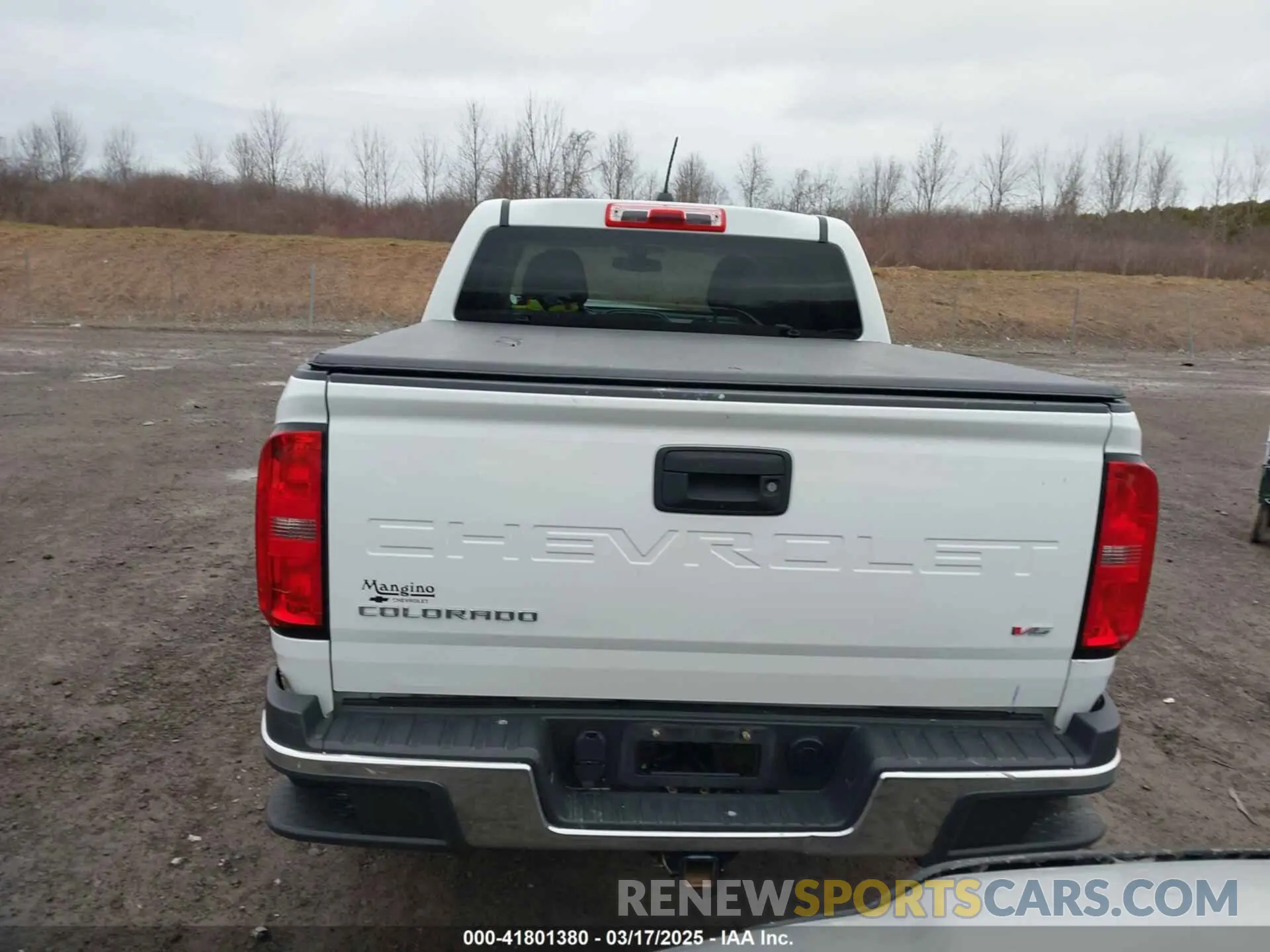 16 Photograph of a damaged car 1GCGTBEN6M1119967 CHEVROLET COLORADO 2021