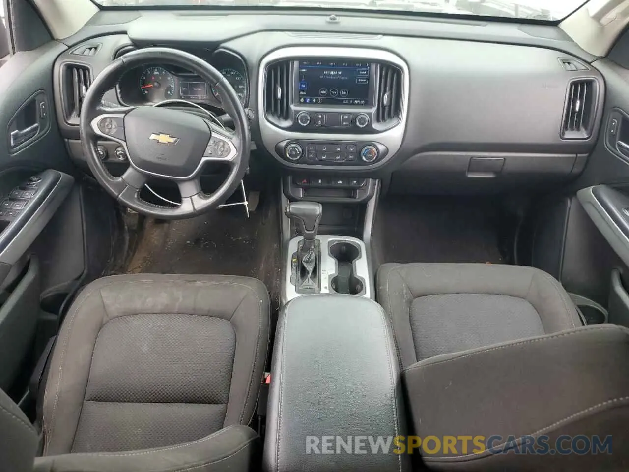 8 Photograph of a damaged car 1GCGTCEN2M1209428 CHEVROLET COLORADO 2021