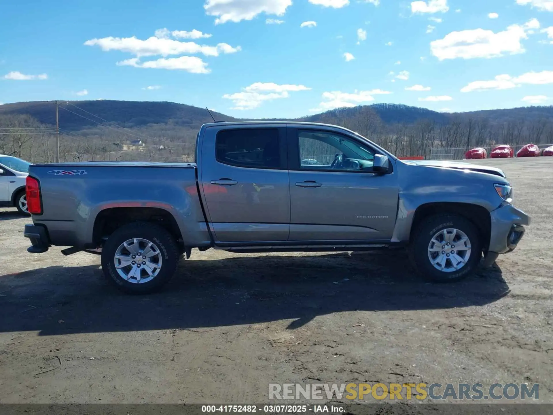 13 Фотография поврежденного автомобиля 1GCGTCEN5M1294085 CHEVROLET COLORADO 2021