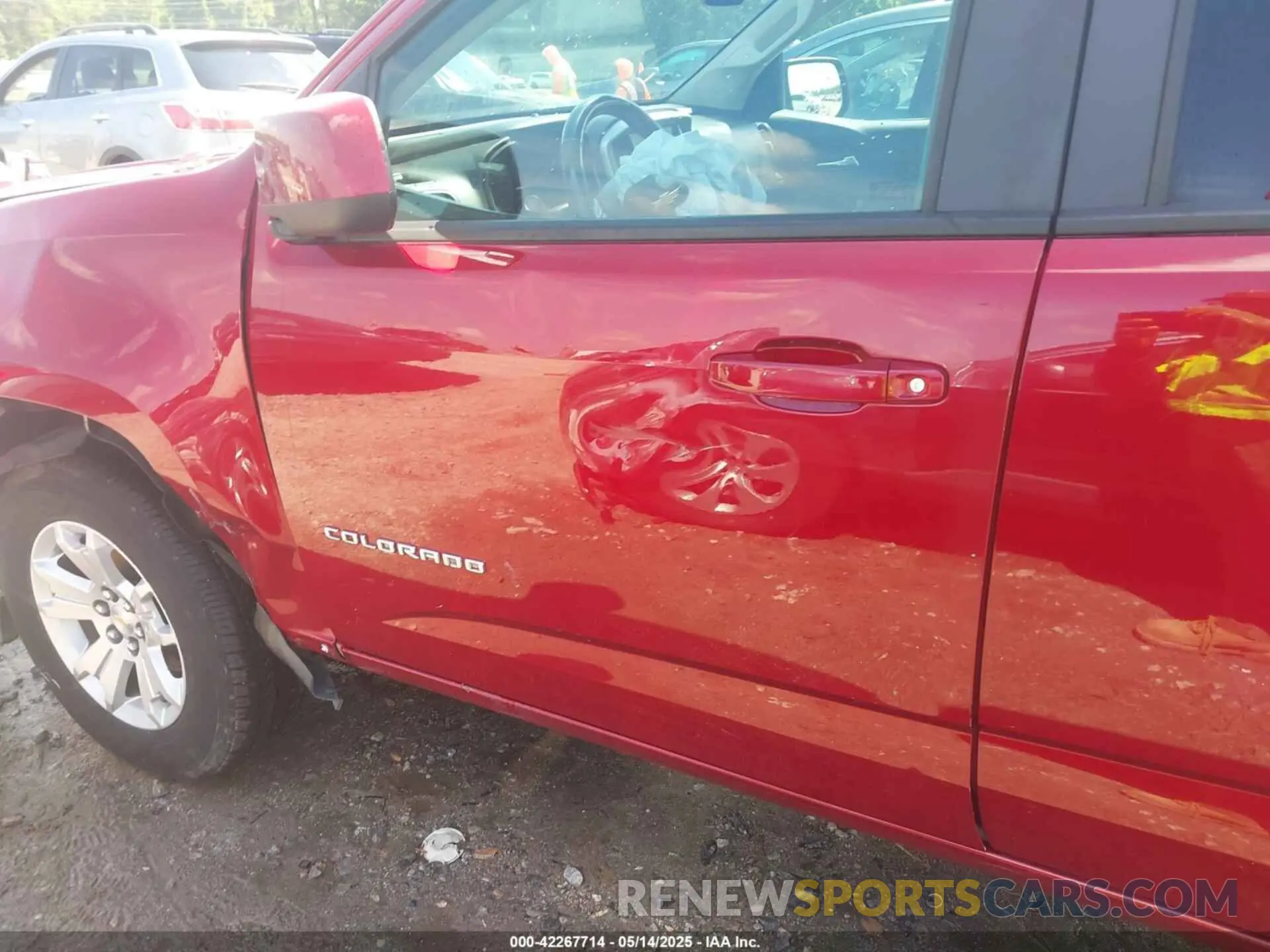 18 Photograph of a damaged car 1GCGTCEN9M1132430 CHEVROLET COLORADO 2021