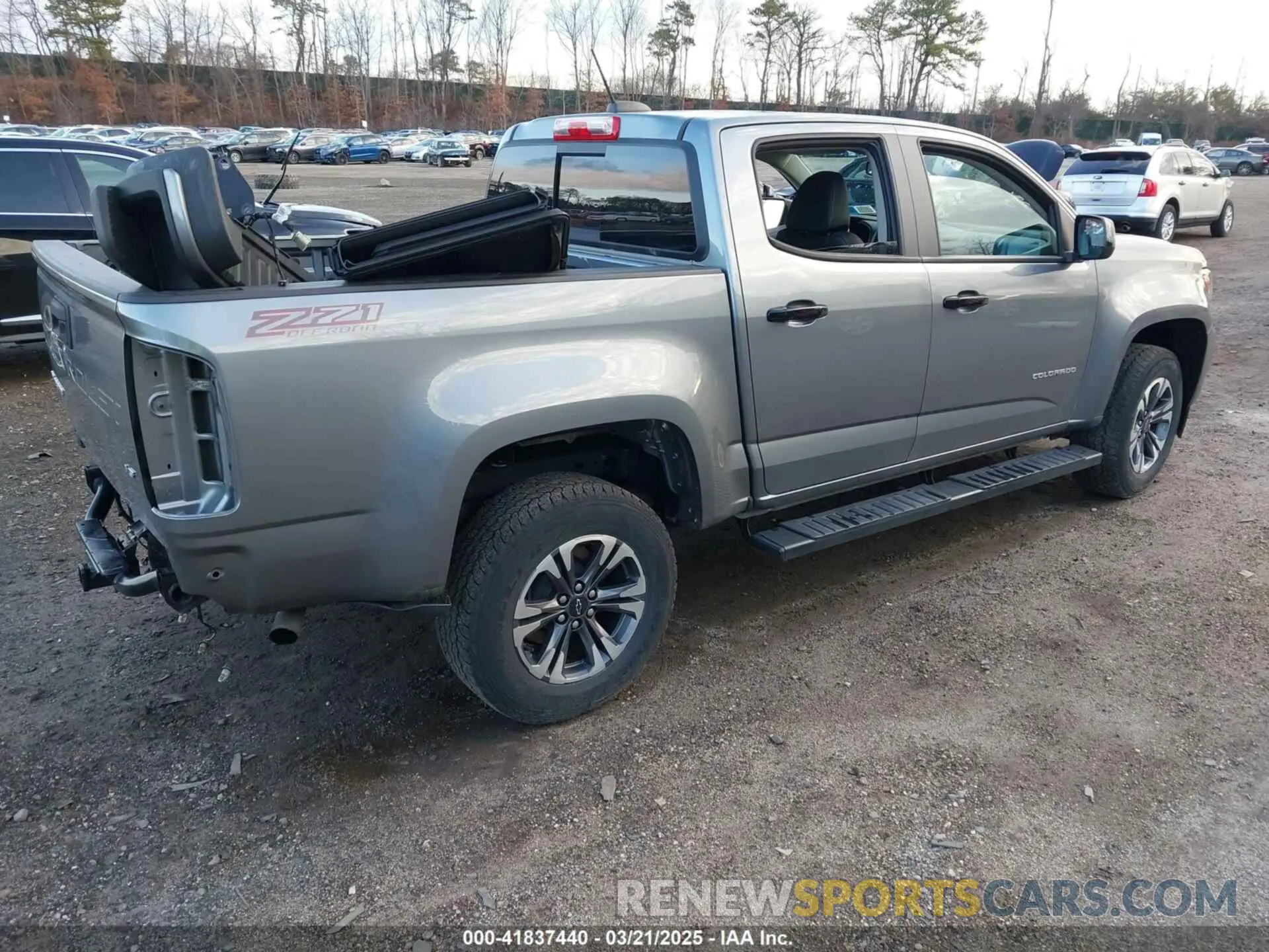 4 Photograph of a damaged car 1GCGTDEN0M1289754 CHEVROLET COLORADO 2021