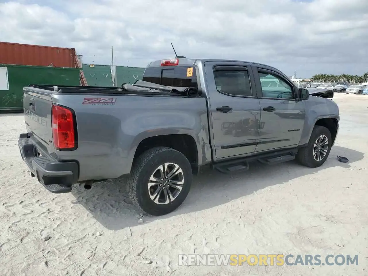 3 Photograph of a damaged car 1GCGTDEN2M1195472 CHEVROLET COLORADO 2021