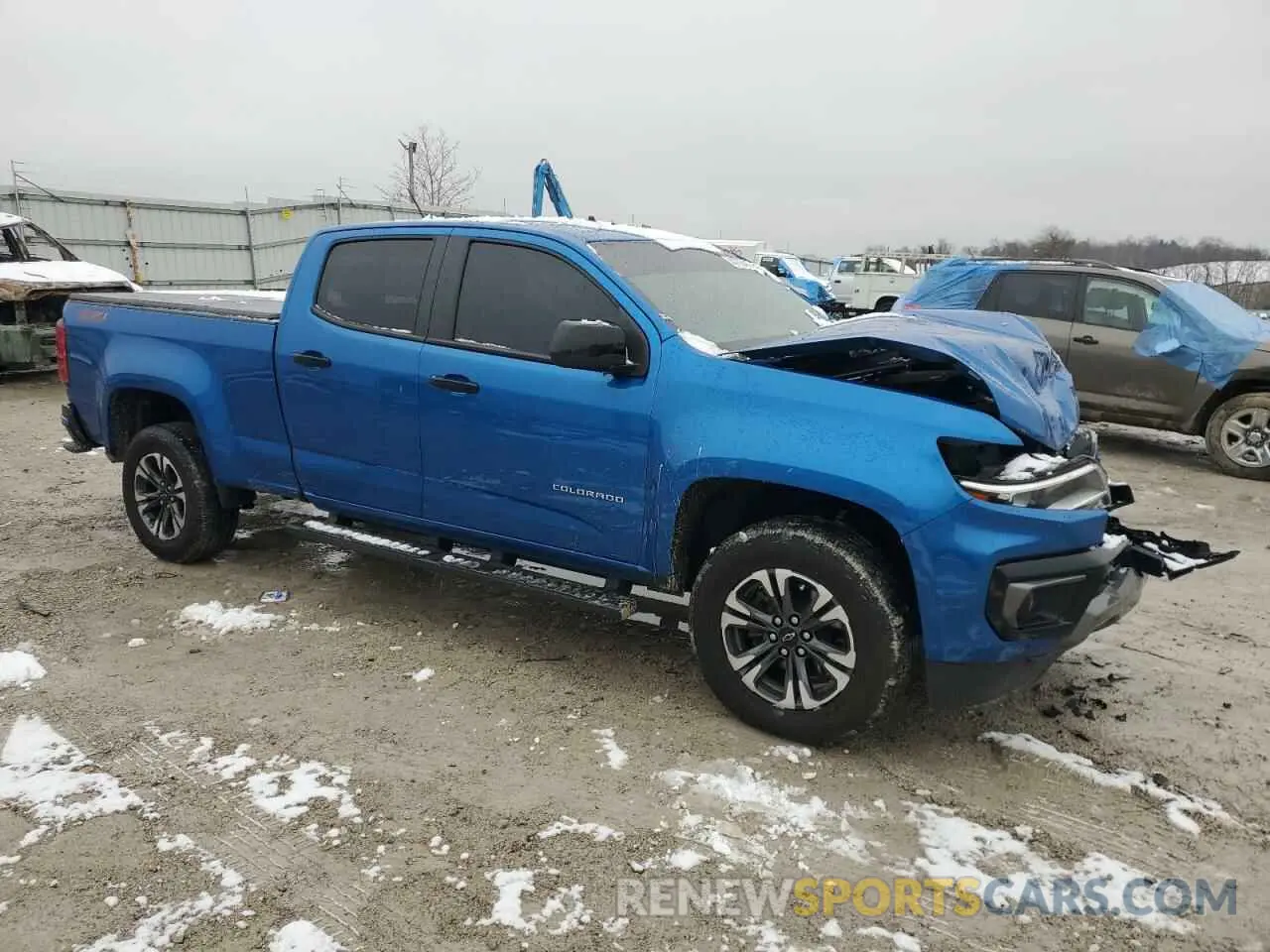 4 Photograph of a damaged car 1GCGTDEN4M1258409 CHEVROLET COLORADO 2021