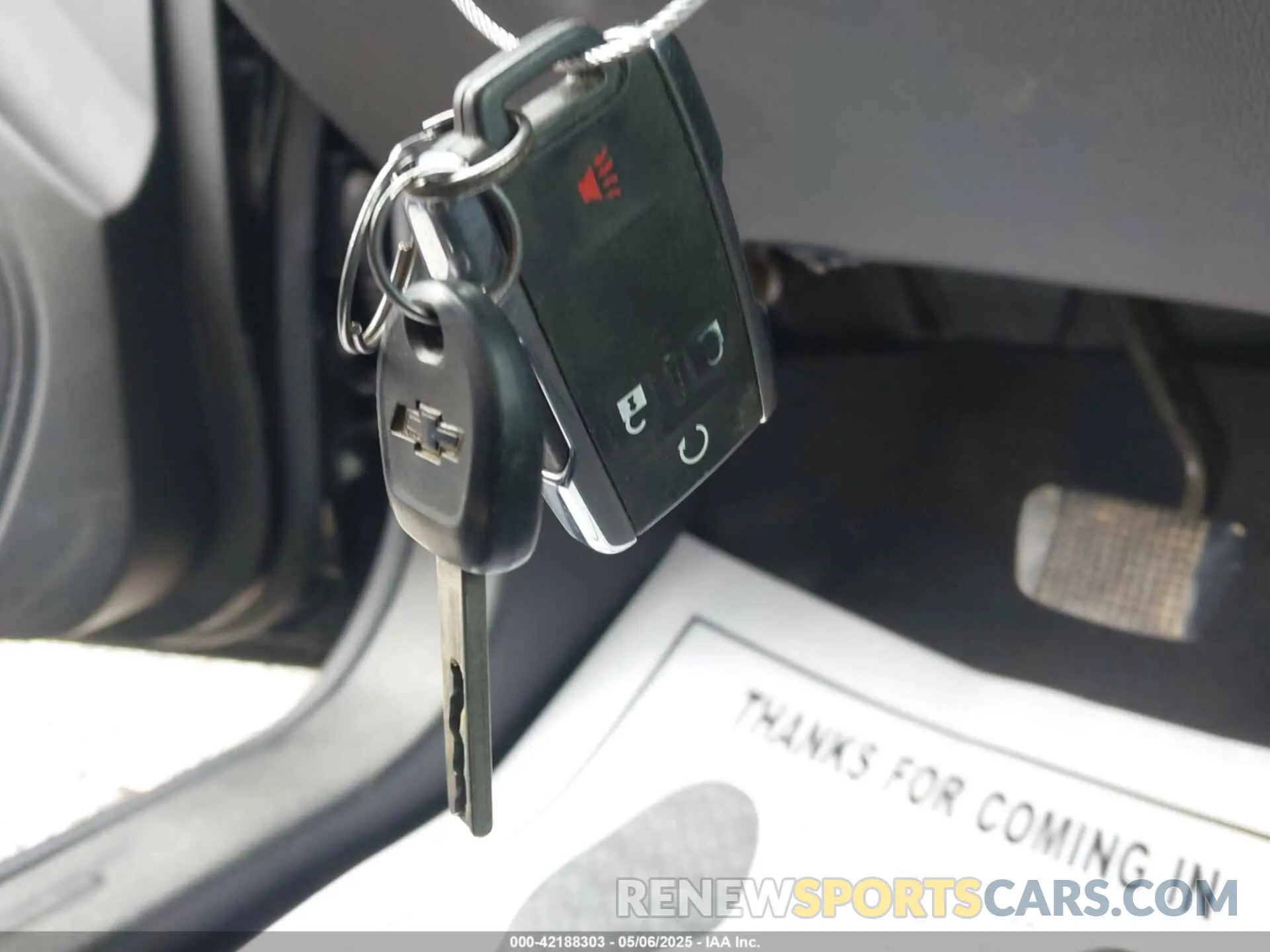 11 Photograph of a damaged car 1GCGTDEN6M1233477 CHEVROLET COLORADO 2021