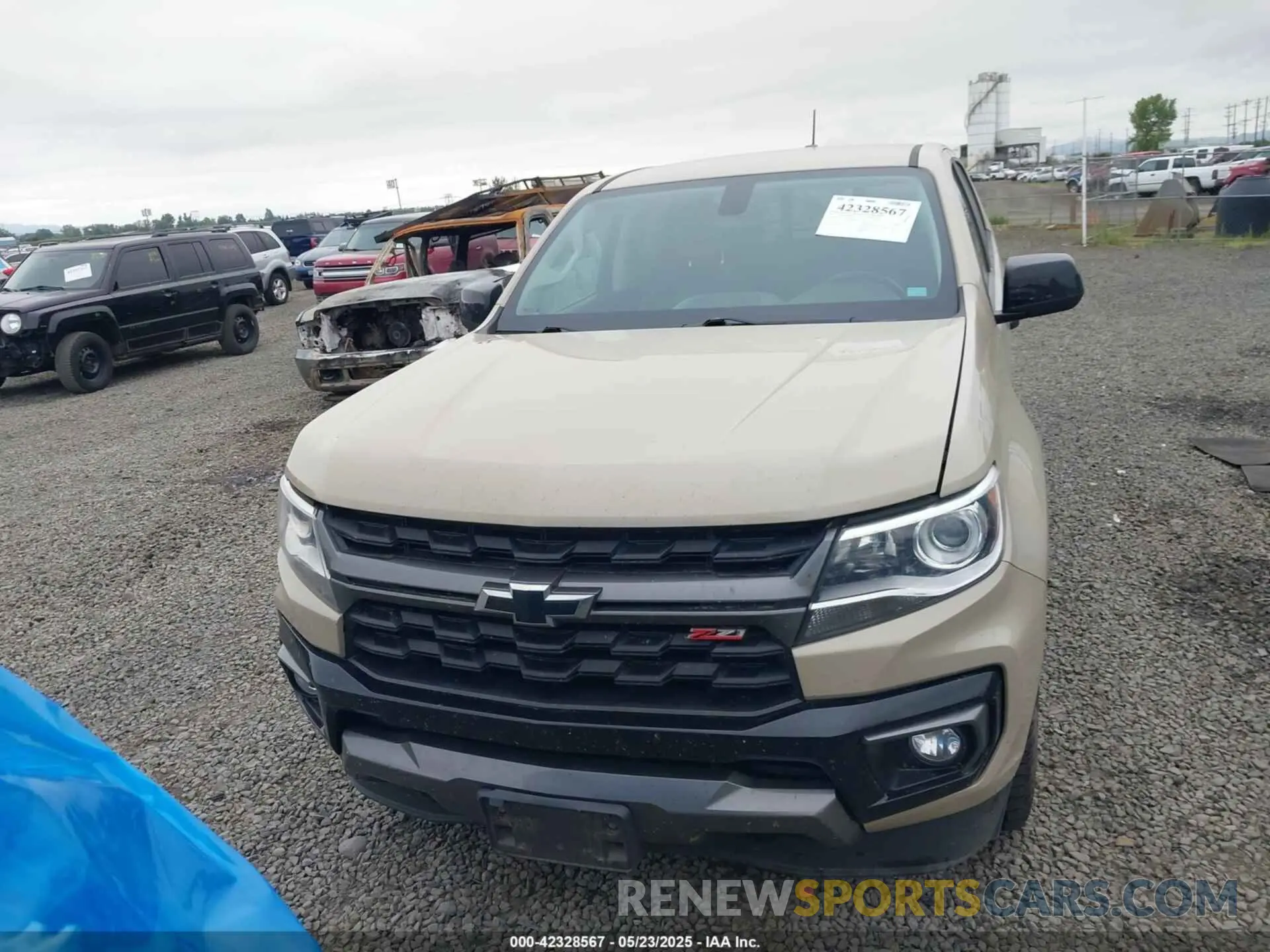 11 Photograph of a damaged car 1GCGTDEN8M1250328 CHEVROLET COLORADO 2021