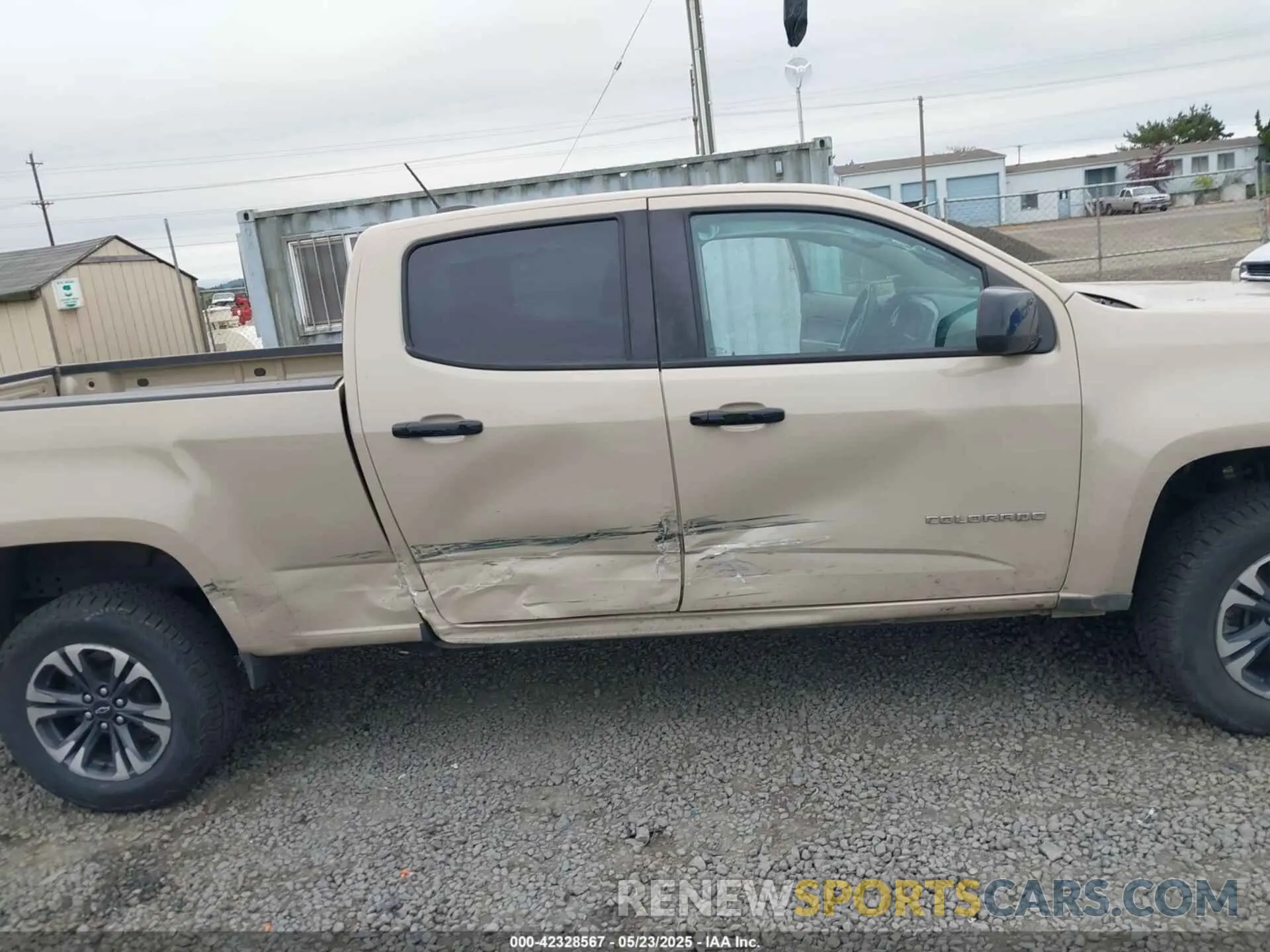 6 Photograph of a damaged car 1GCGTDEN8M1250328 CHEVROLET COLORADO 2021