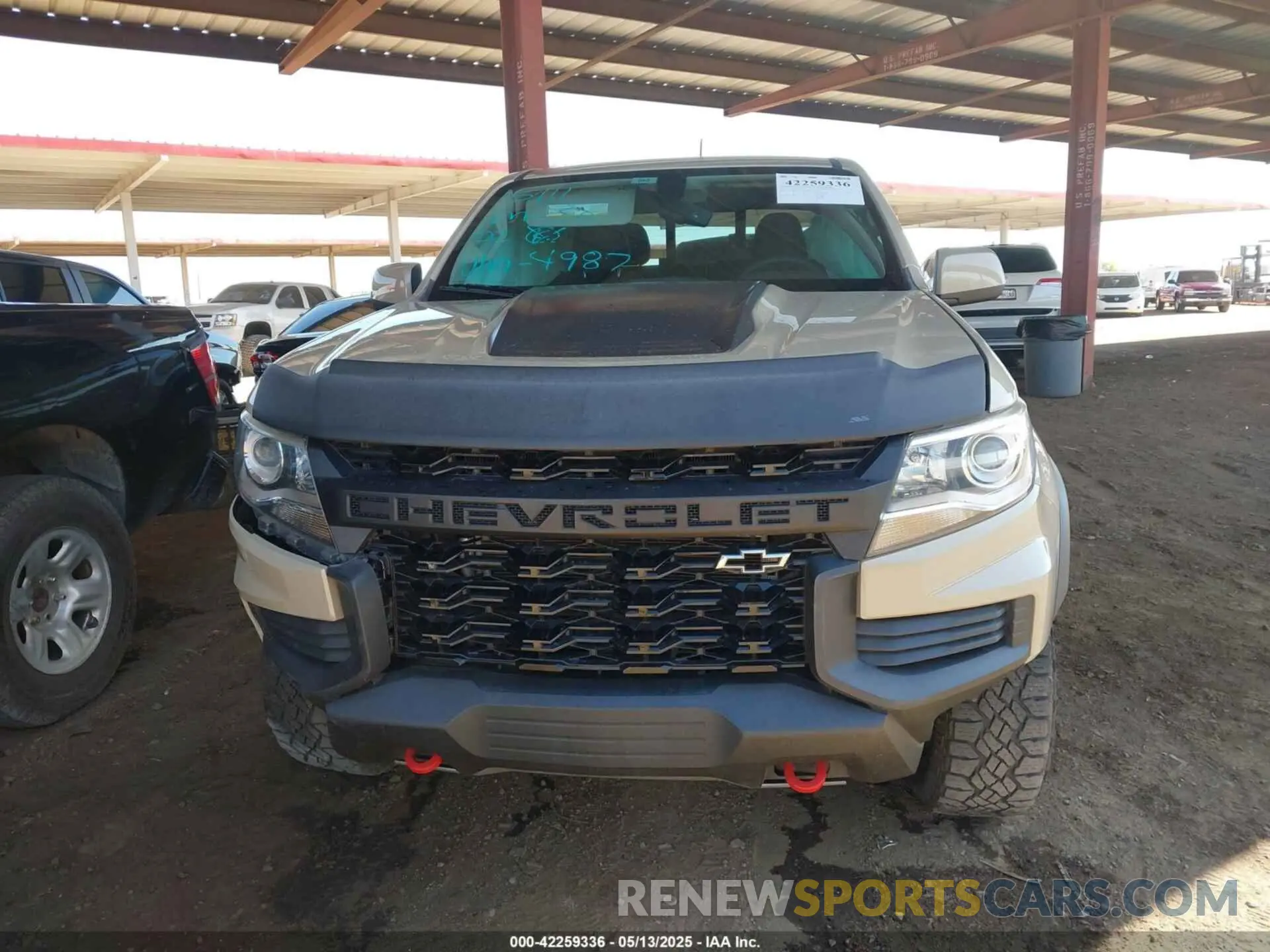 12 Photograph of a damaged car 1GCGTEEN5M1254987 CHEVROLET COLORADO 2021