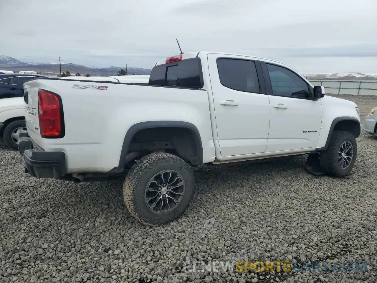 3 Фотография поврежденного автомобиля 1GCGTEENXM1250336 CHEVROLET COLORADO 2021
