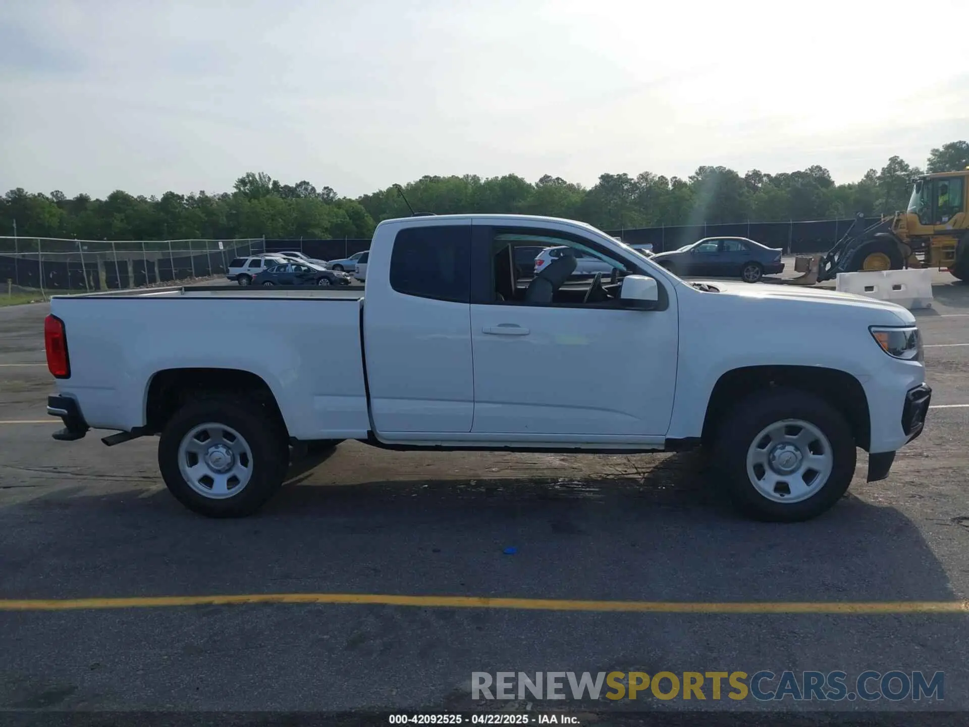 13 Photograph of a damaged car 1GCHSBEA0M1198797 CHEVROLET COLORADO 2021