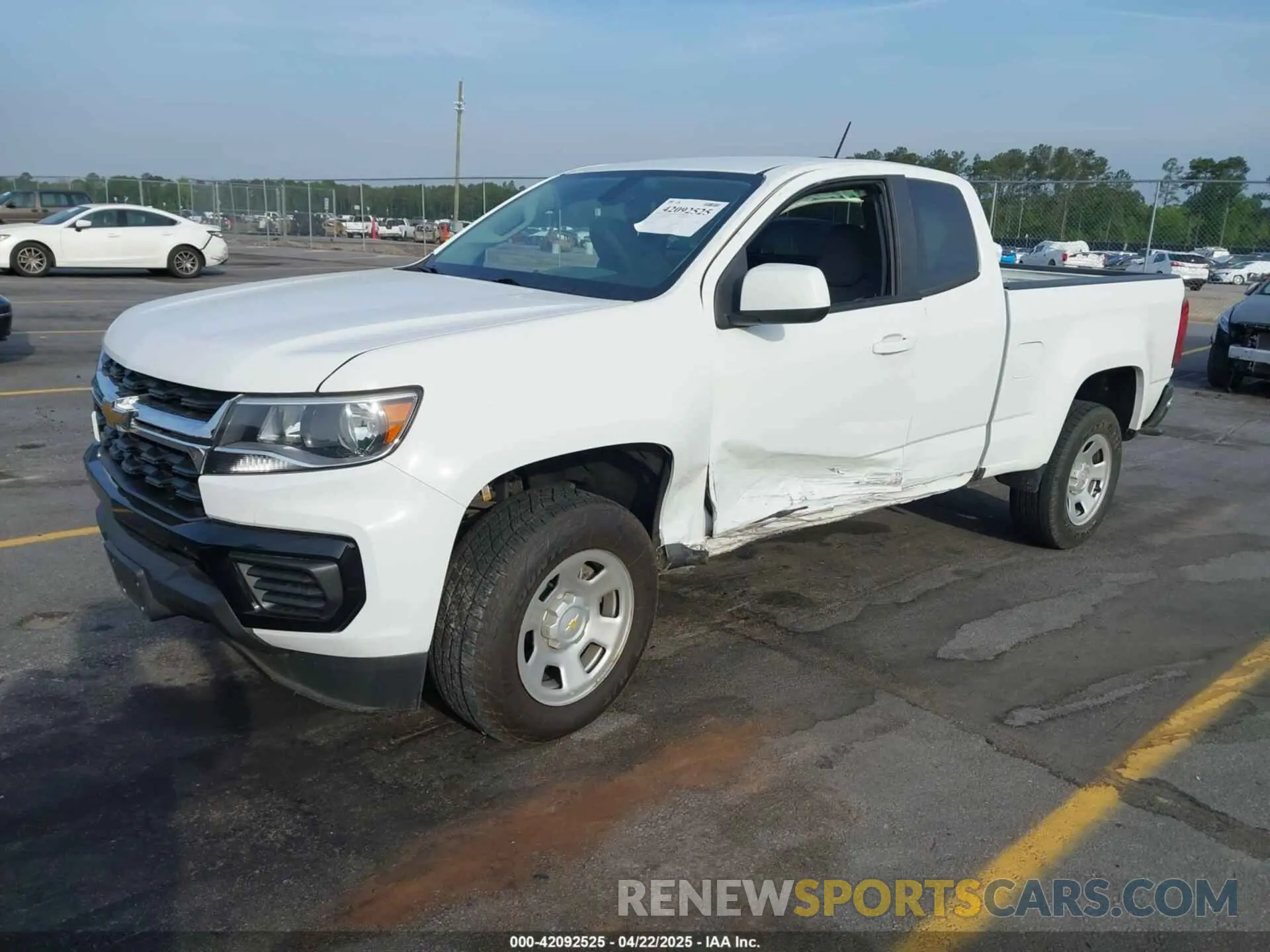 2 Photograph of a damaged car 1GCHSBEA0M1198797 CHEVROLET COLORADO 2021