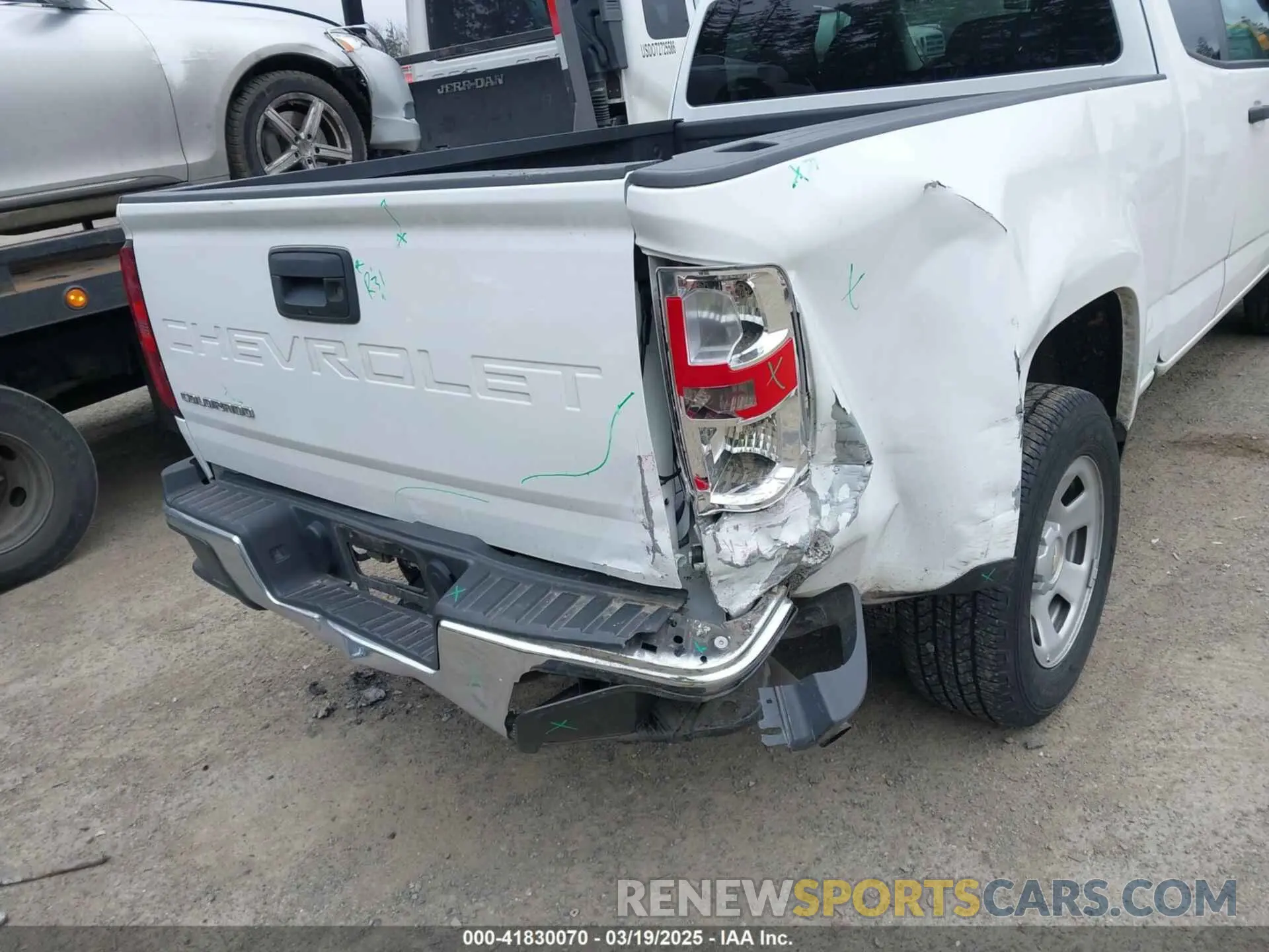 6 Photograph of a damaged car 1GCHSBEA4M1291631 CHEVROLET COLORADO 2021
