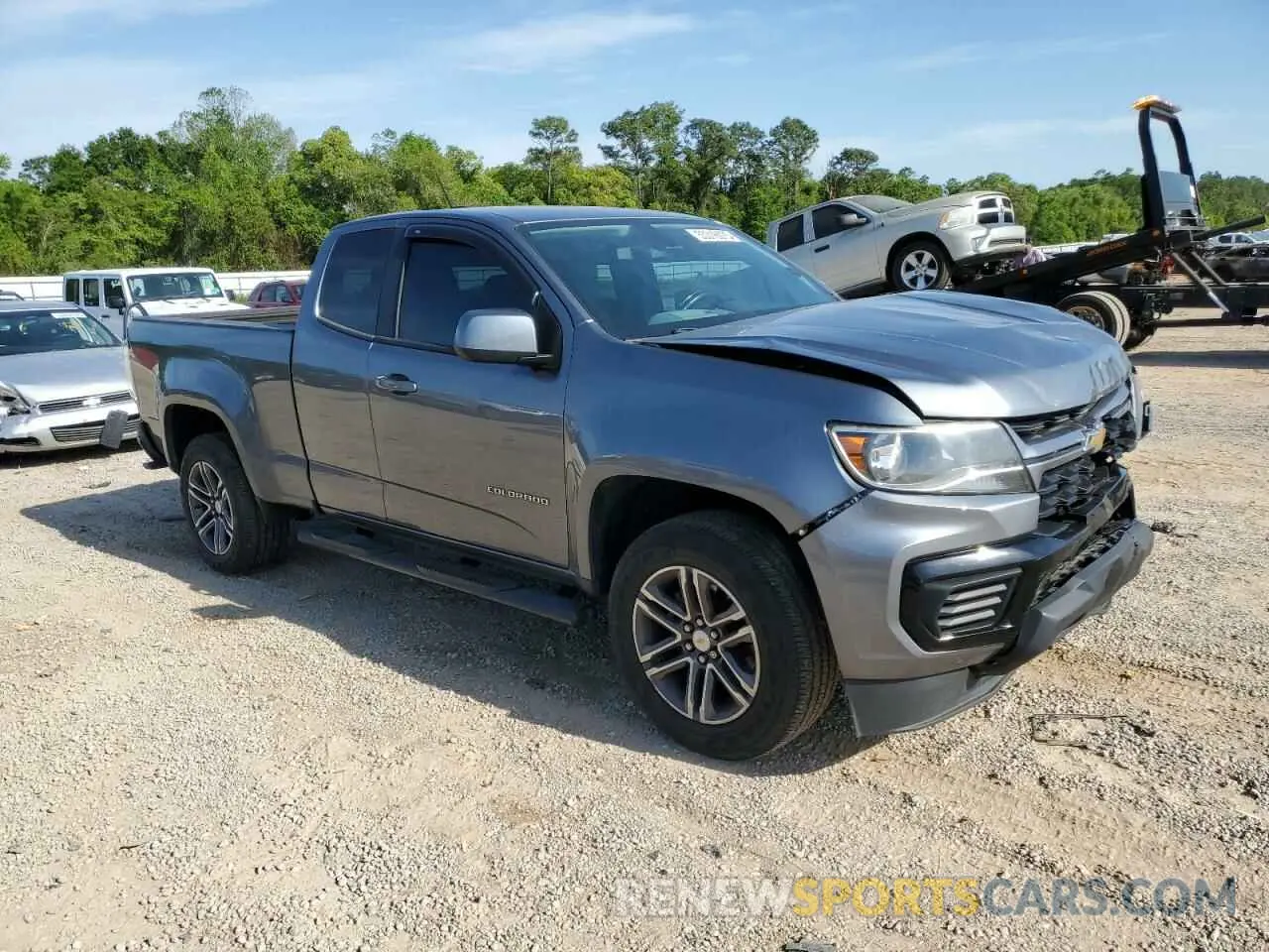 4 Photograph of a damaged car 1GCHSBEA7M1167093 CHEVROLET COLORADO 2021