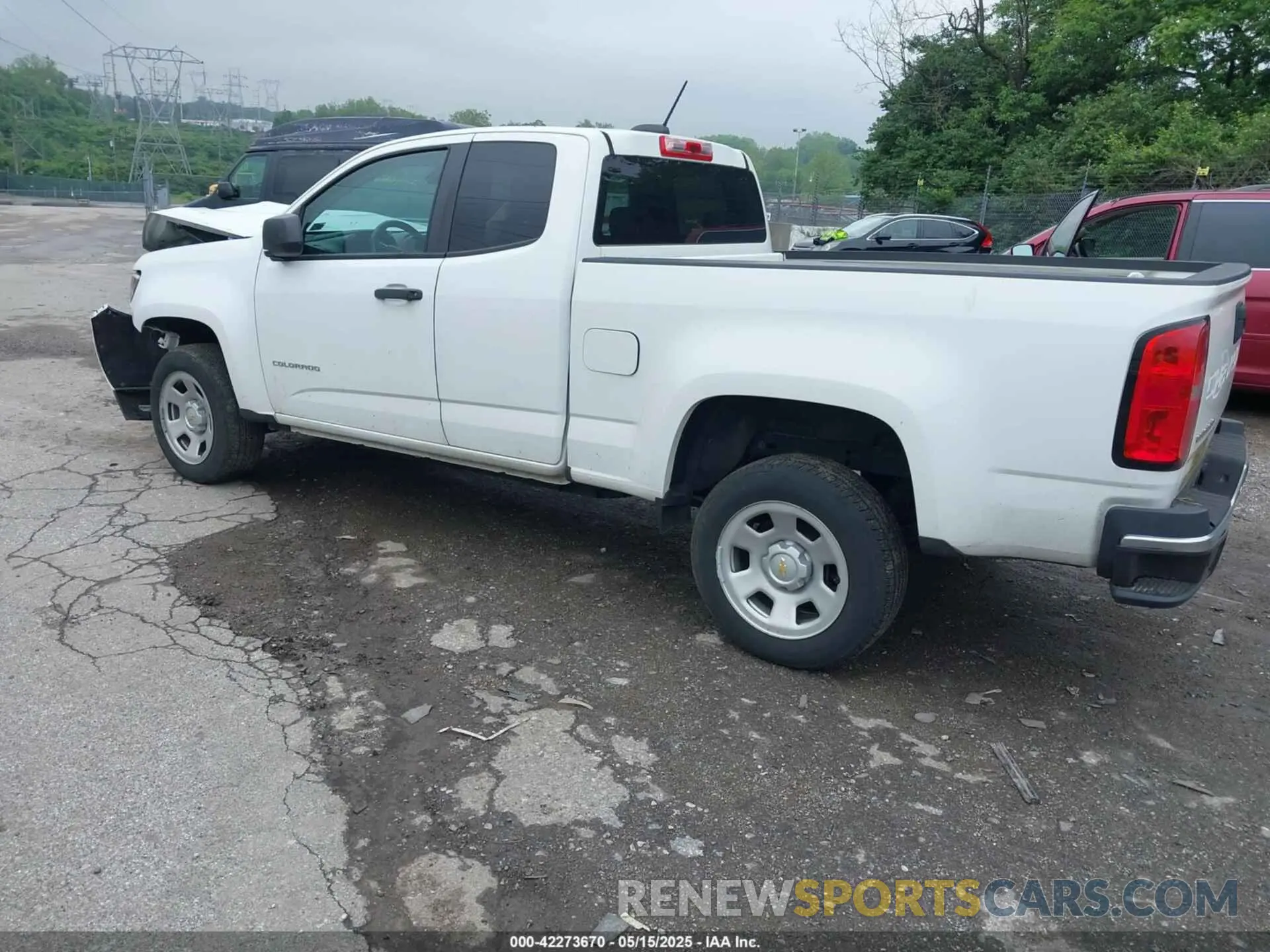 3 Photograph of a damaged car 1GCHSBEA9M1104836 CHEVROLET COLORADO 2021